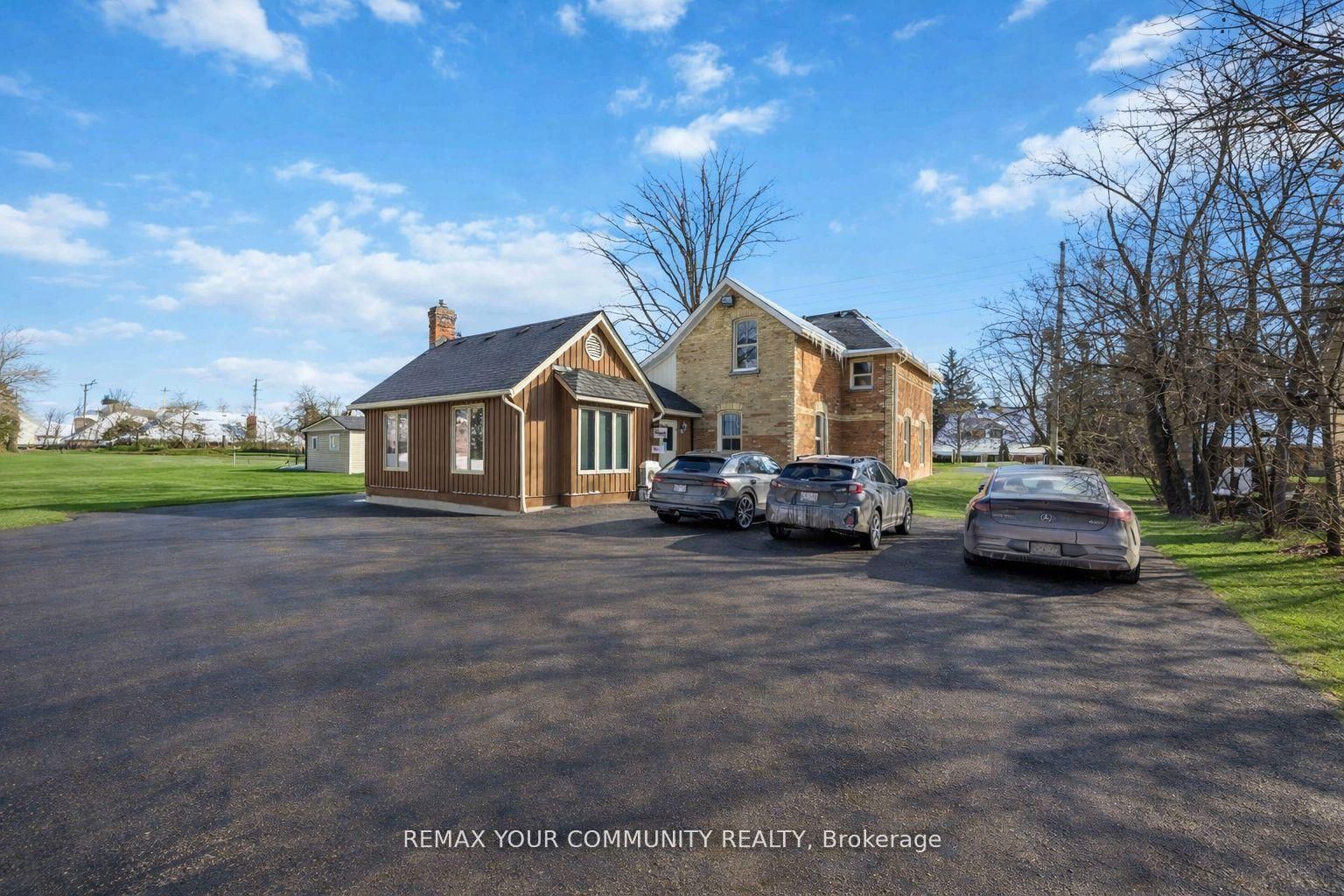 66 Centre Street Property Photo 6