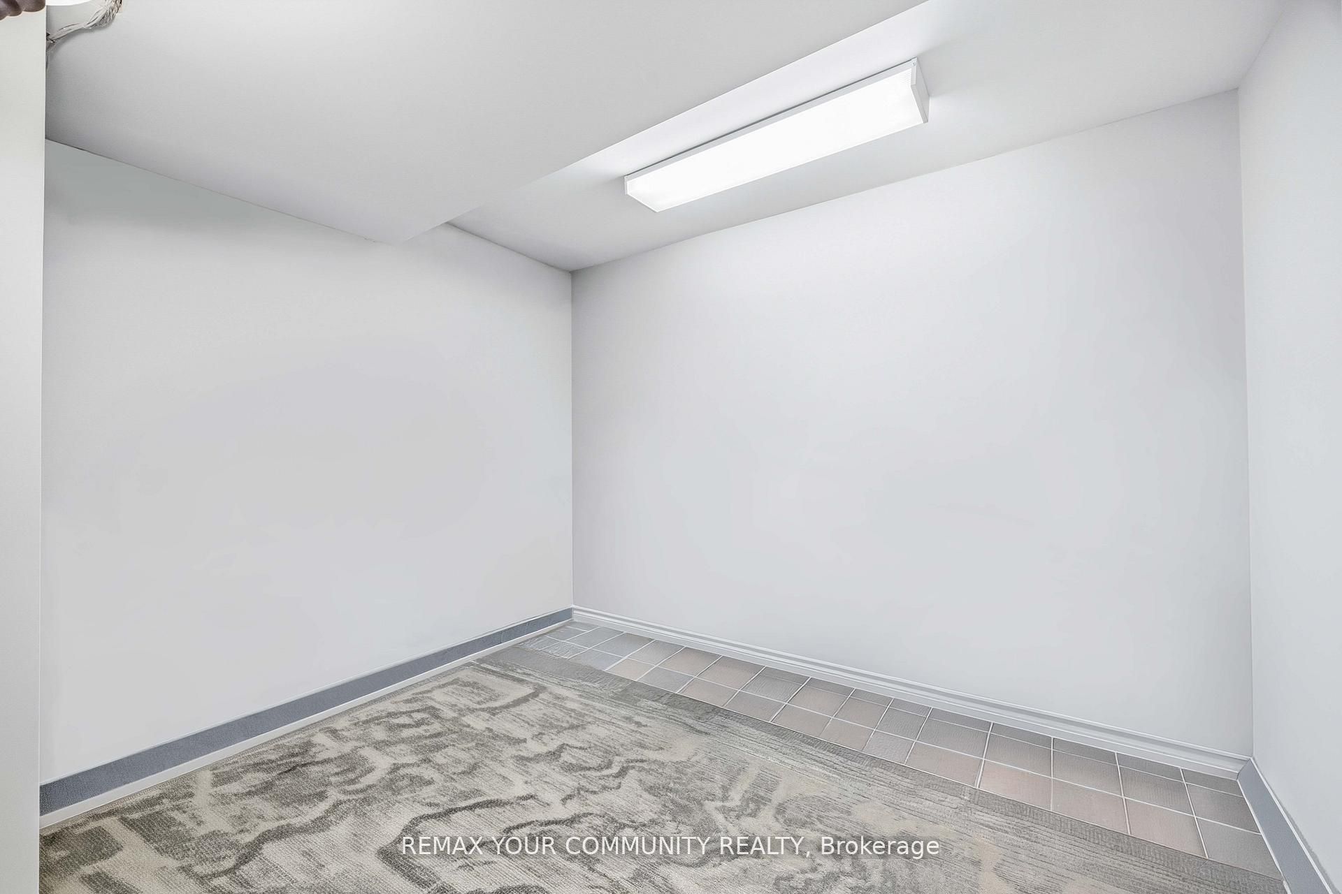 66 Centre Street Property Photo 33
