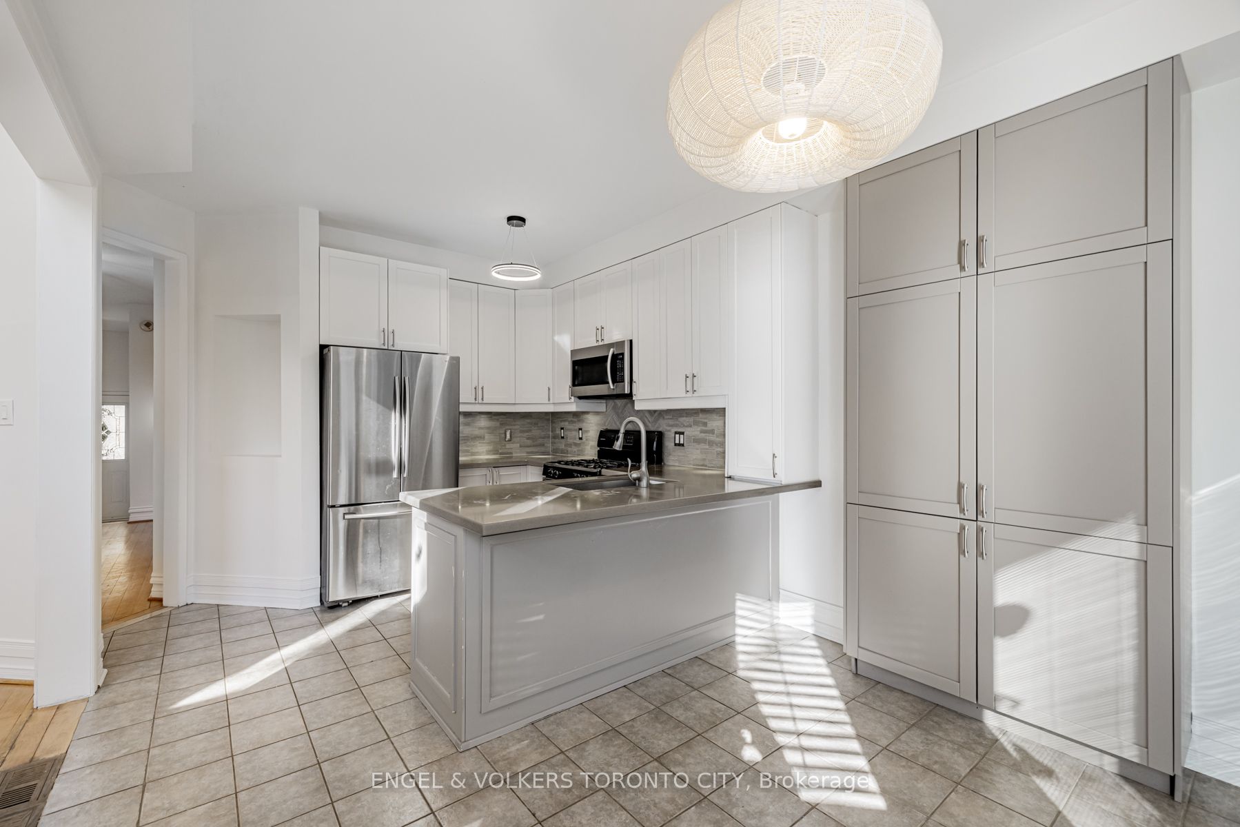 130 Old Colony Road Property Photo 13