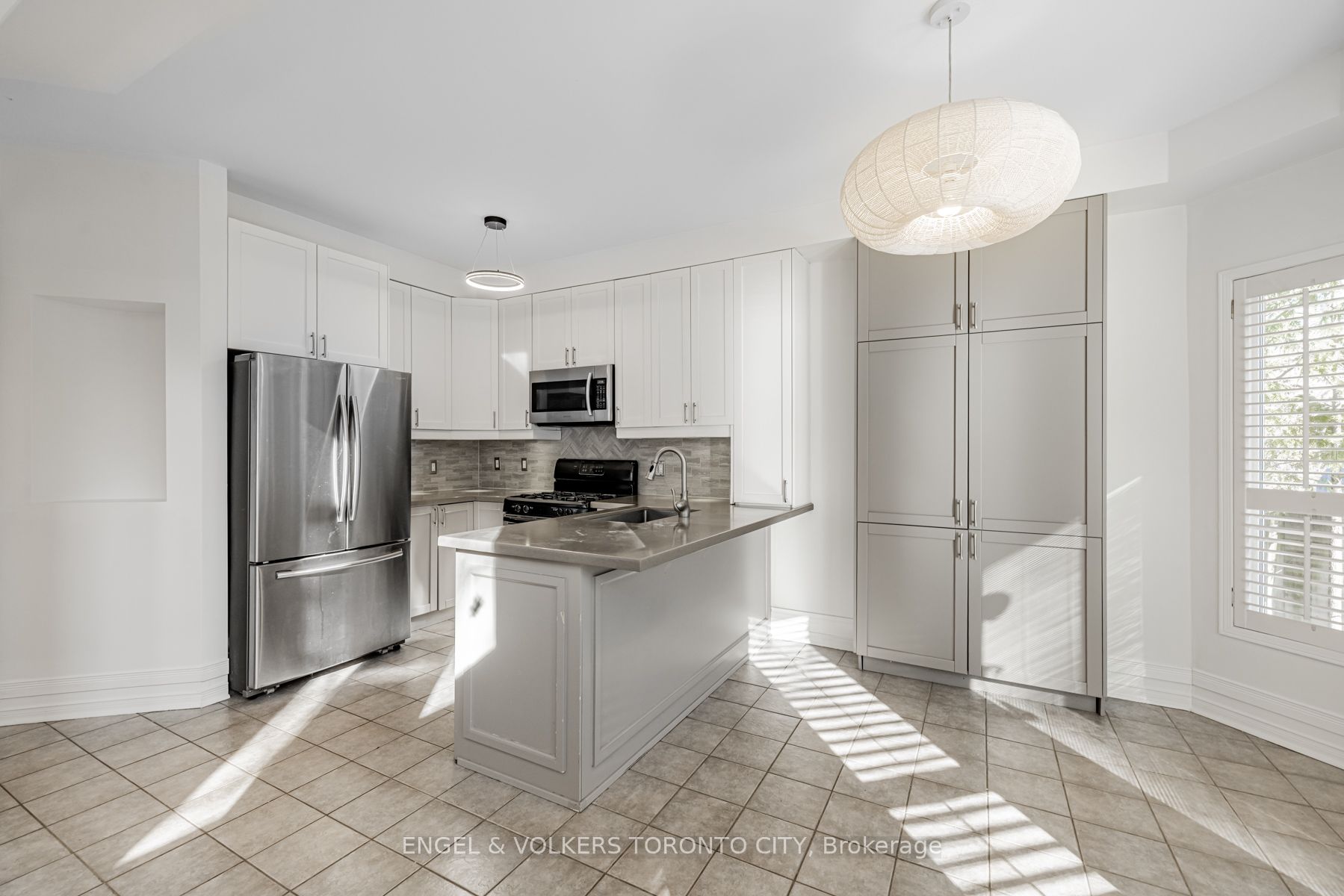 130 Old Colony Road Property Photo 22