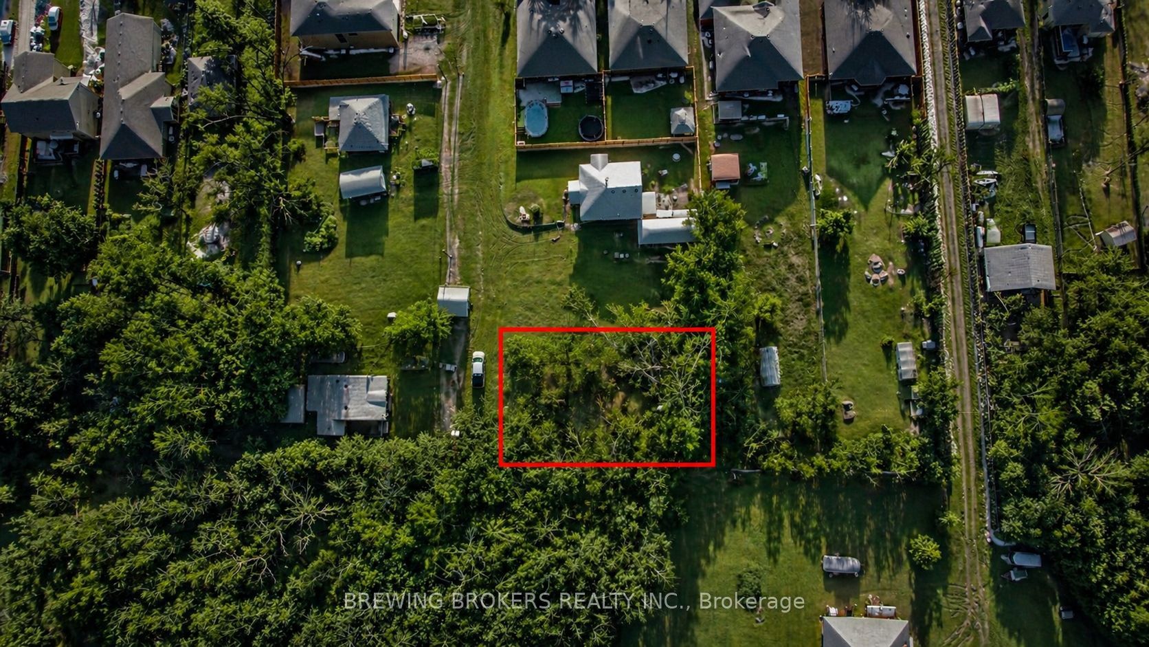 1422 Maple Way Property Photo 3