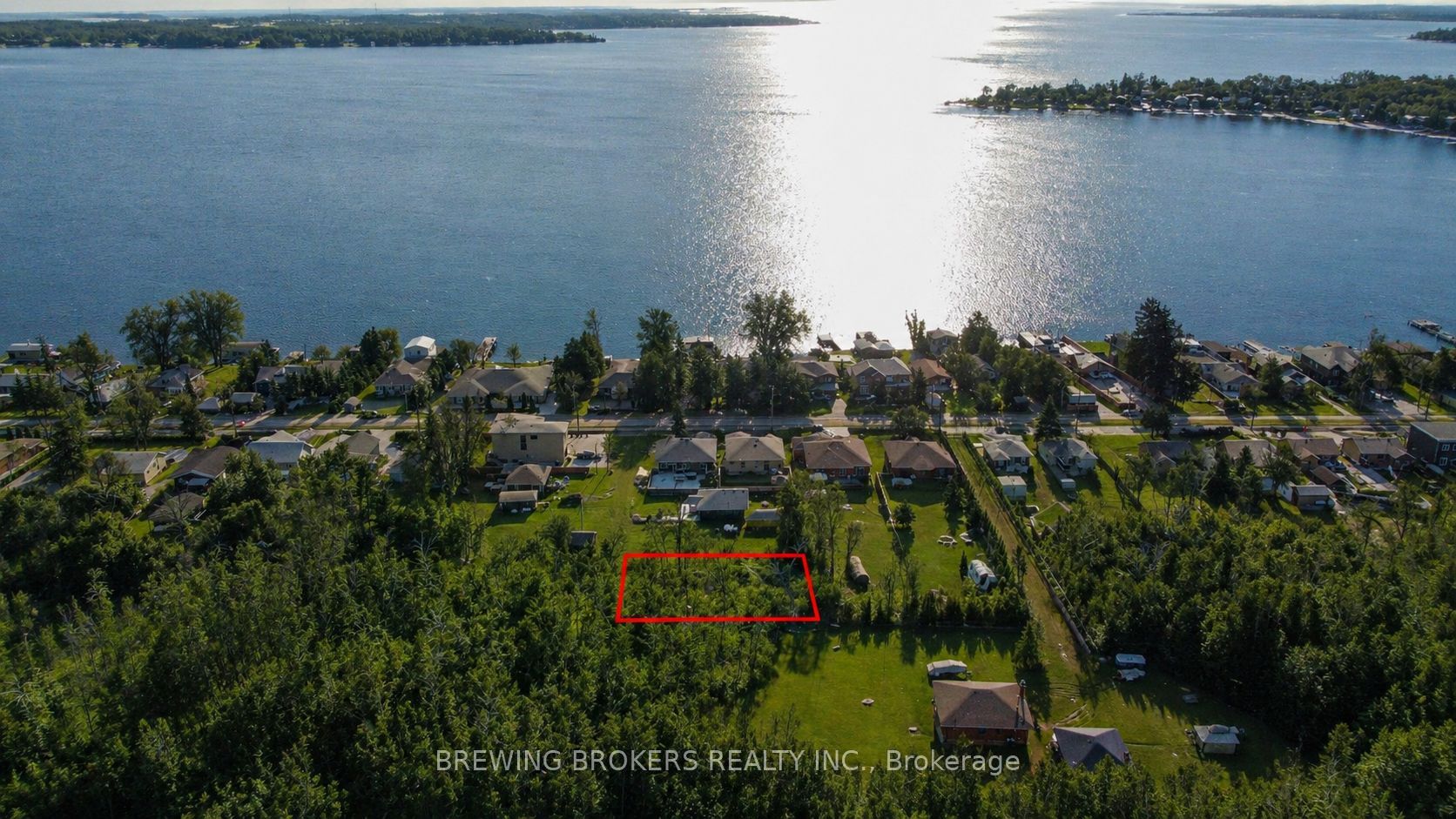 1422 Maple Way Property Photo 11