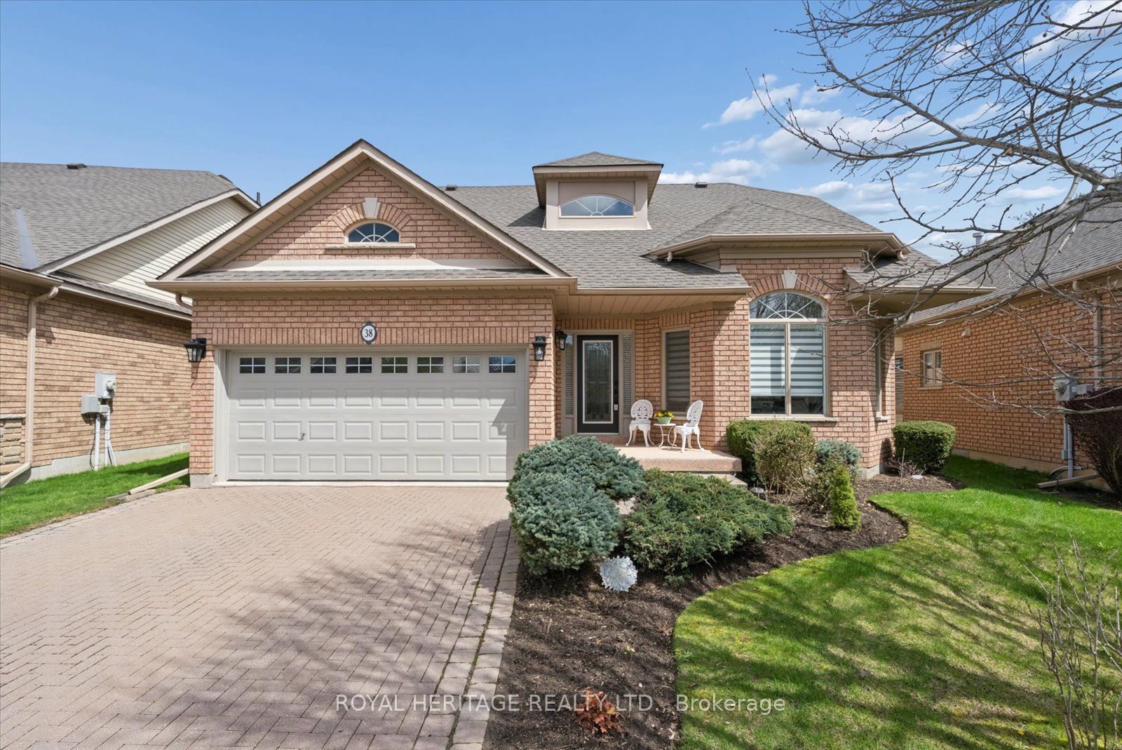 38 Briar Gate Way Property Photo 3