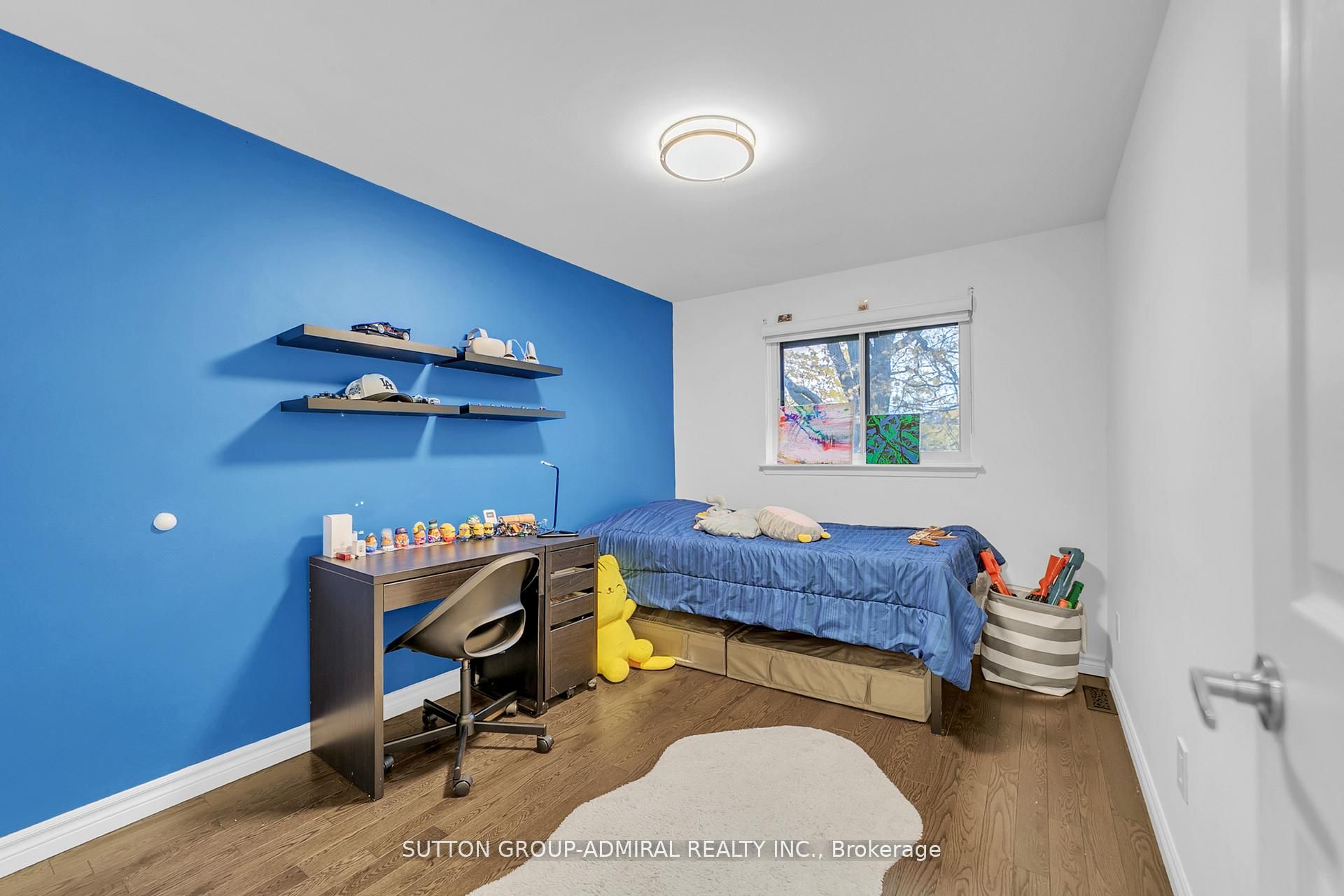 40 Stately Way Property Photo 13