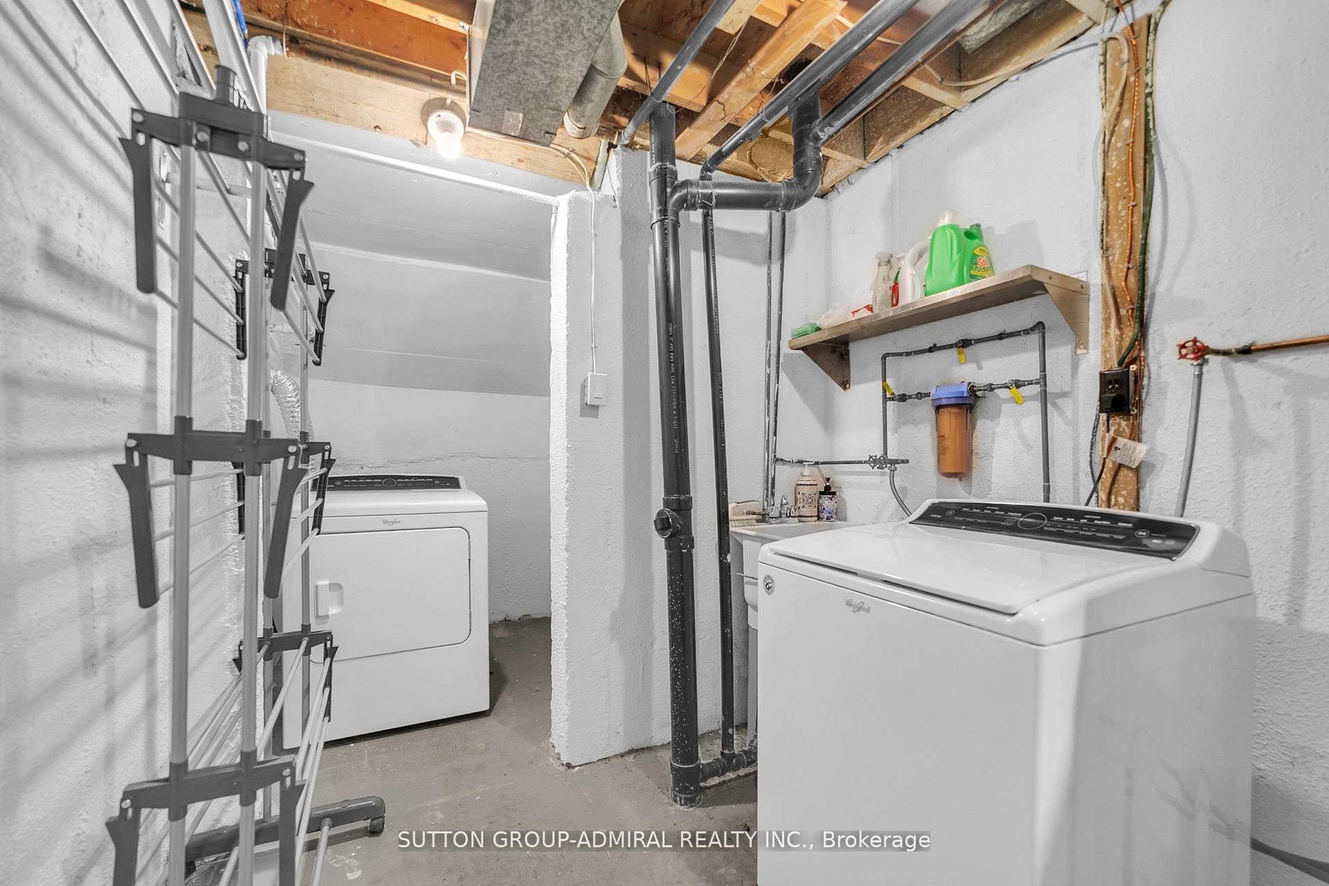 40 Stately Way Property Photo 22