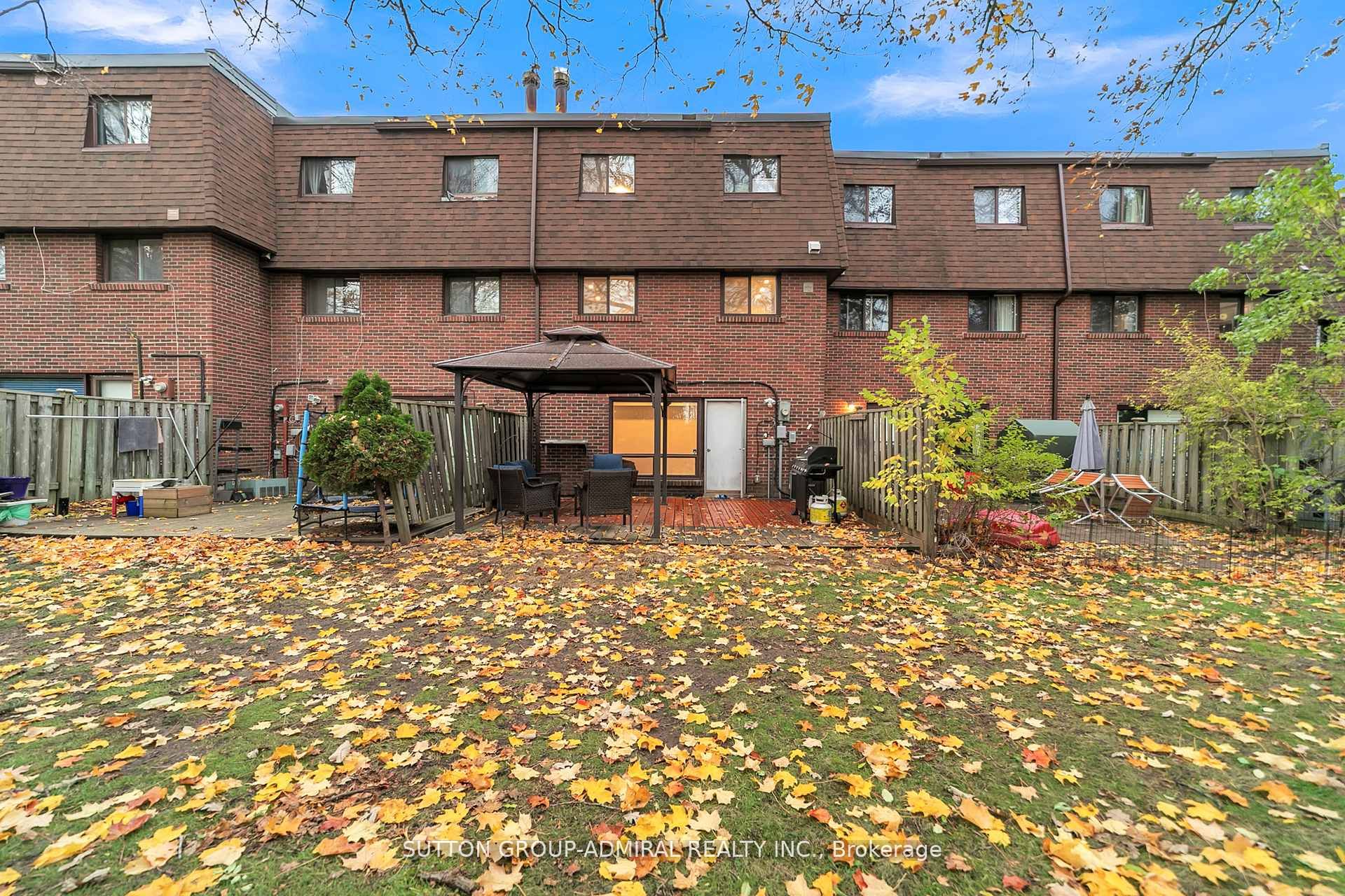 40 Stately Way Property Photo 26