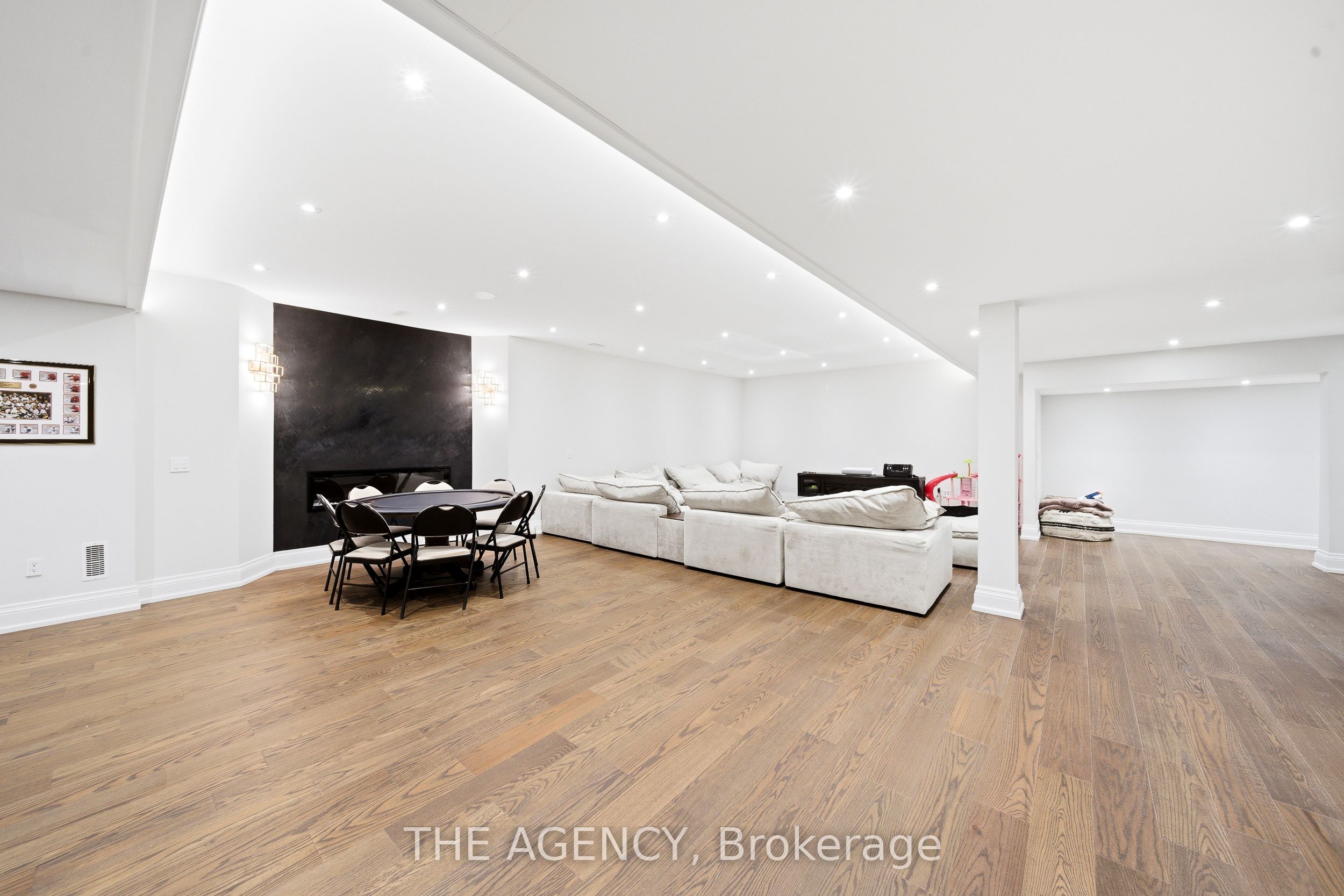 8 Bayview Park Lane Property Photo 30