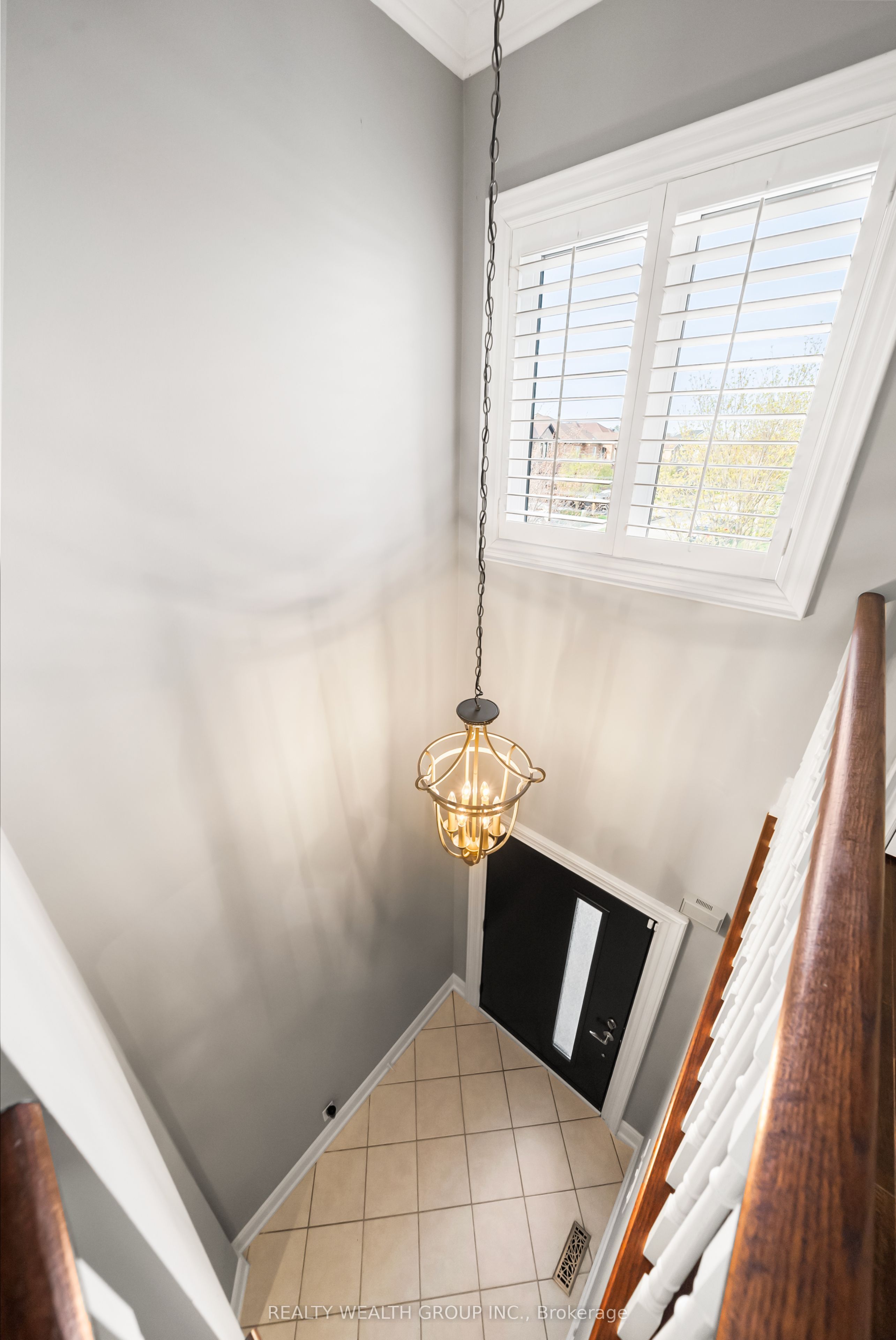 185 Regency View Heights Property Photo 33