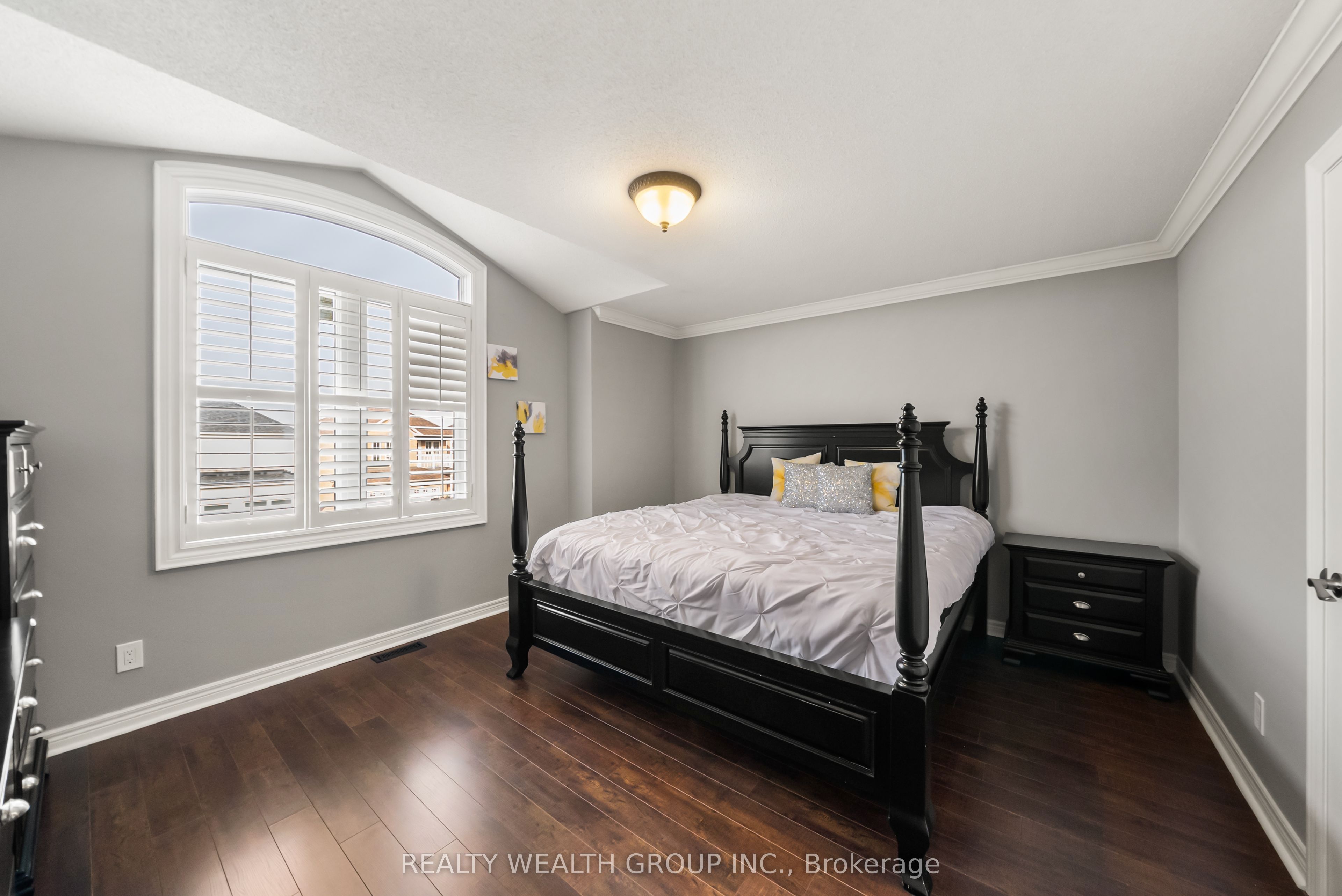 185 Regency View Heights Property Photo 34