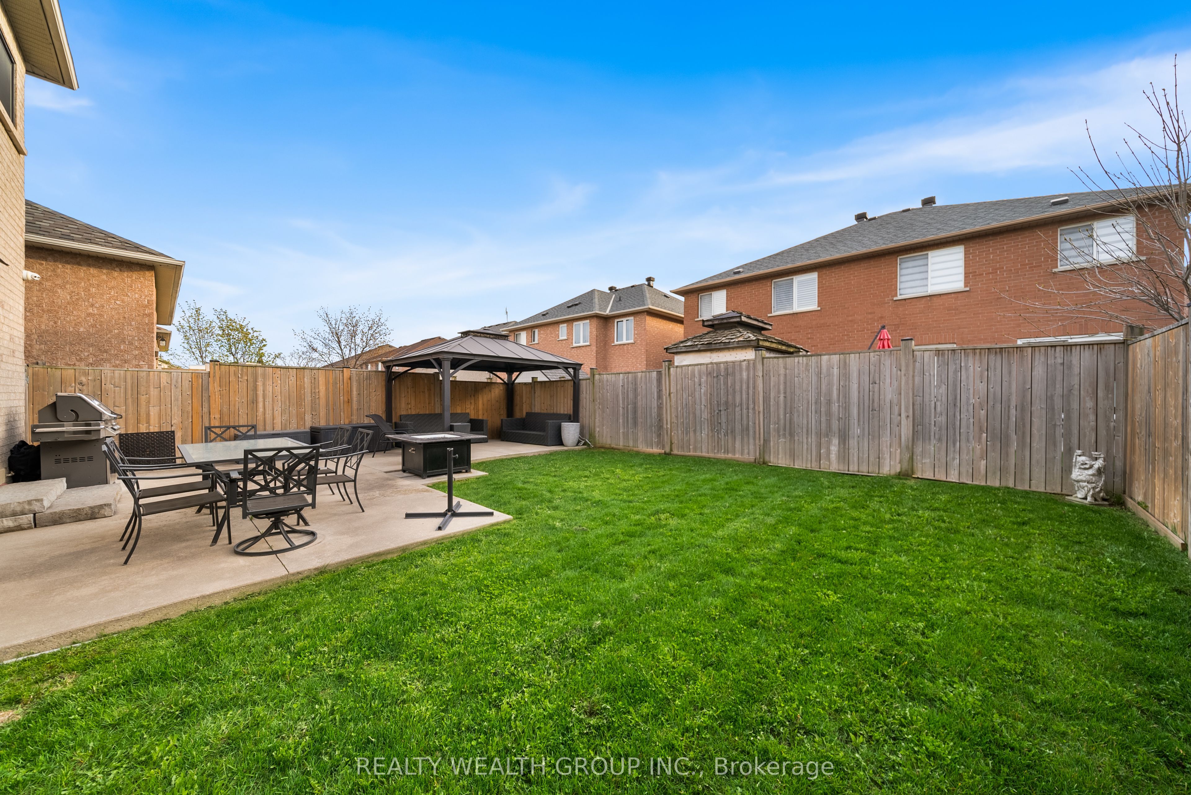 185 Regency View Heights Property Photo 48