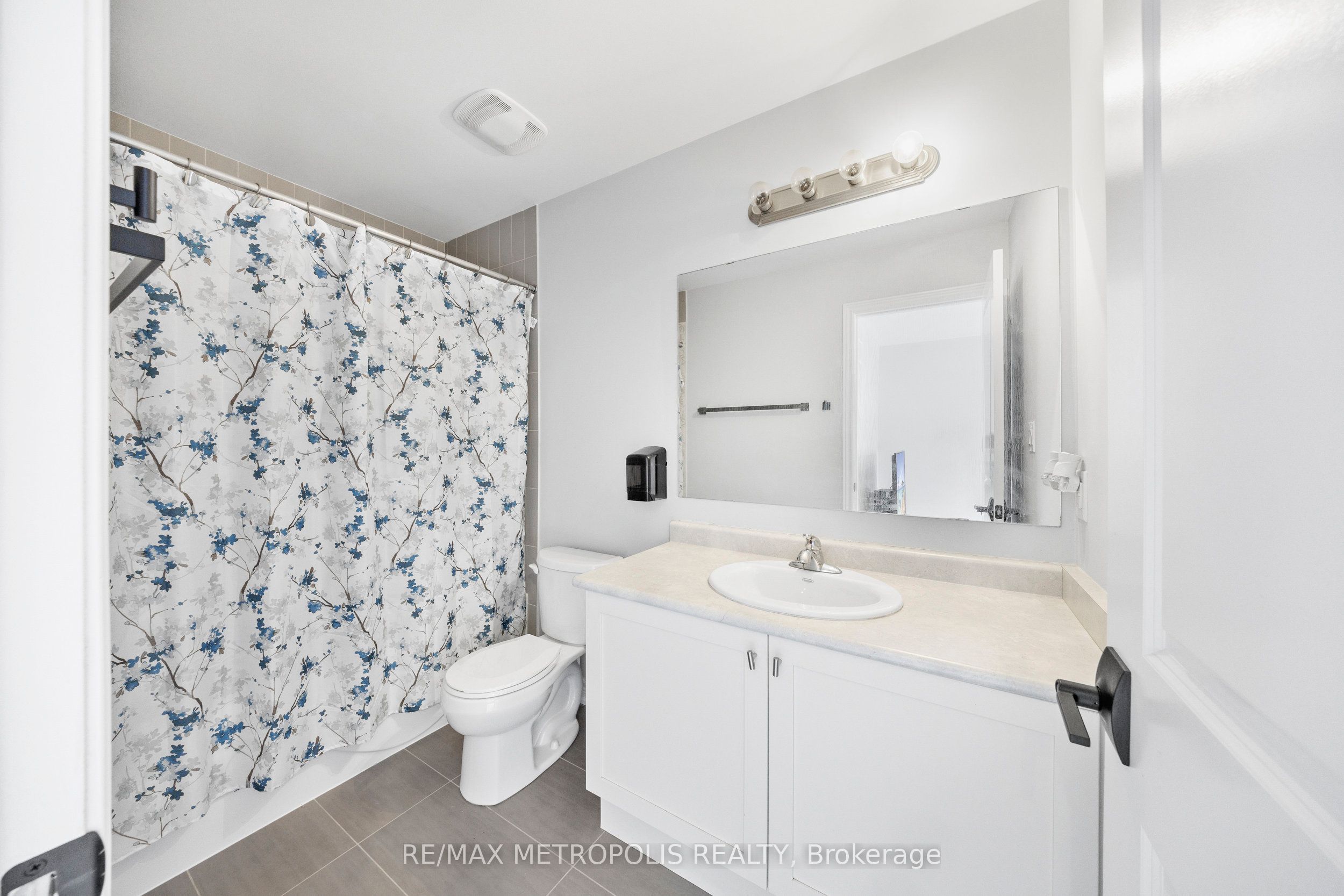 118 Lorne Thomas Place Property Photo 45