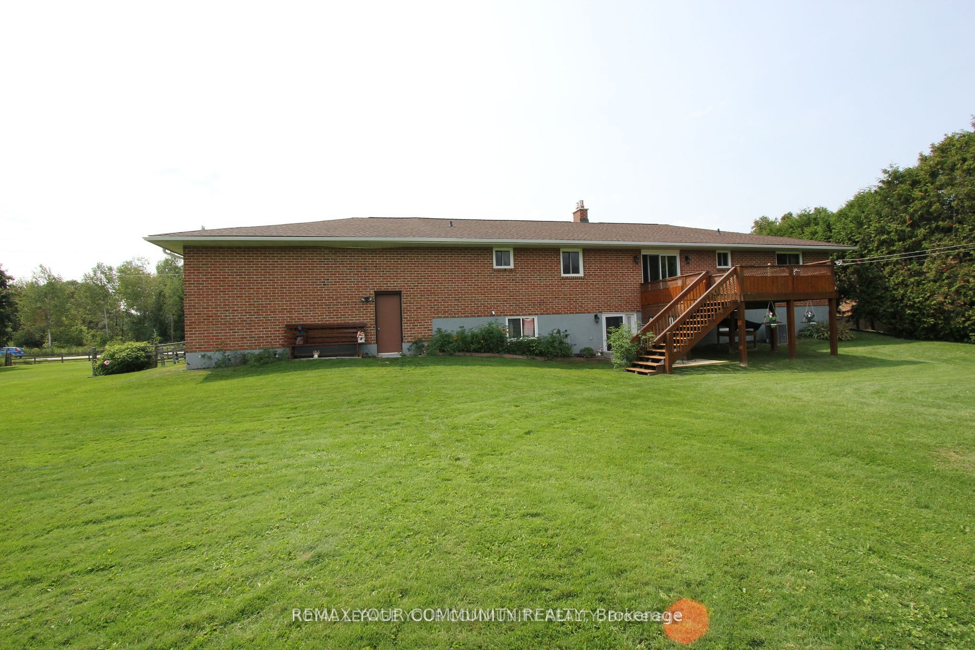 20161 Bathurst Street Property Photo 3