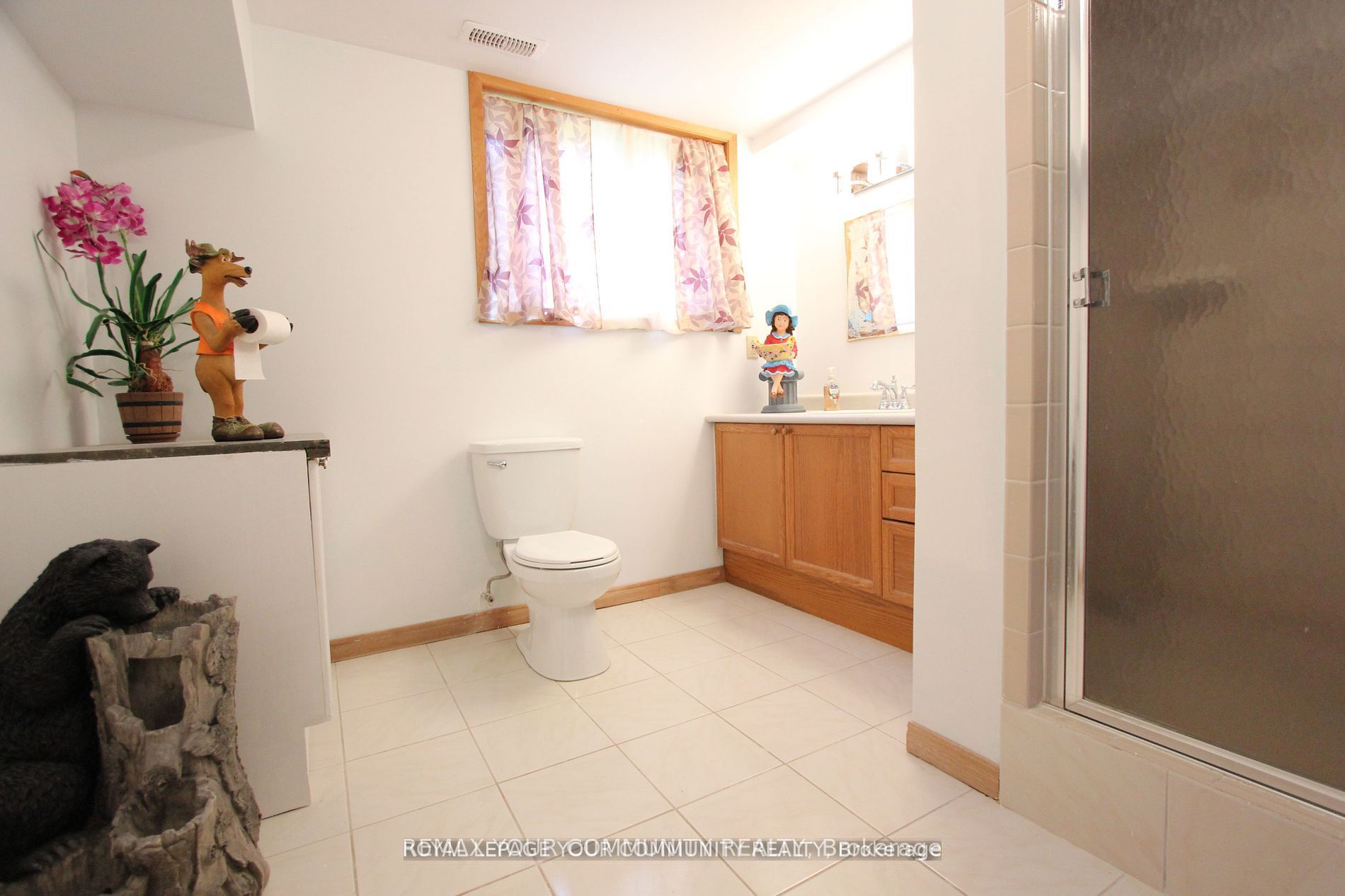 20161 Bathurst Street Property Photo 29