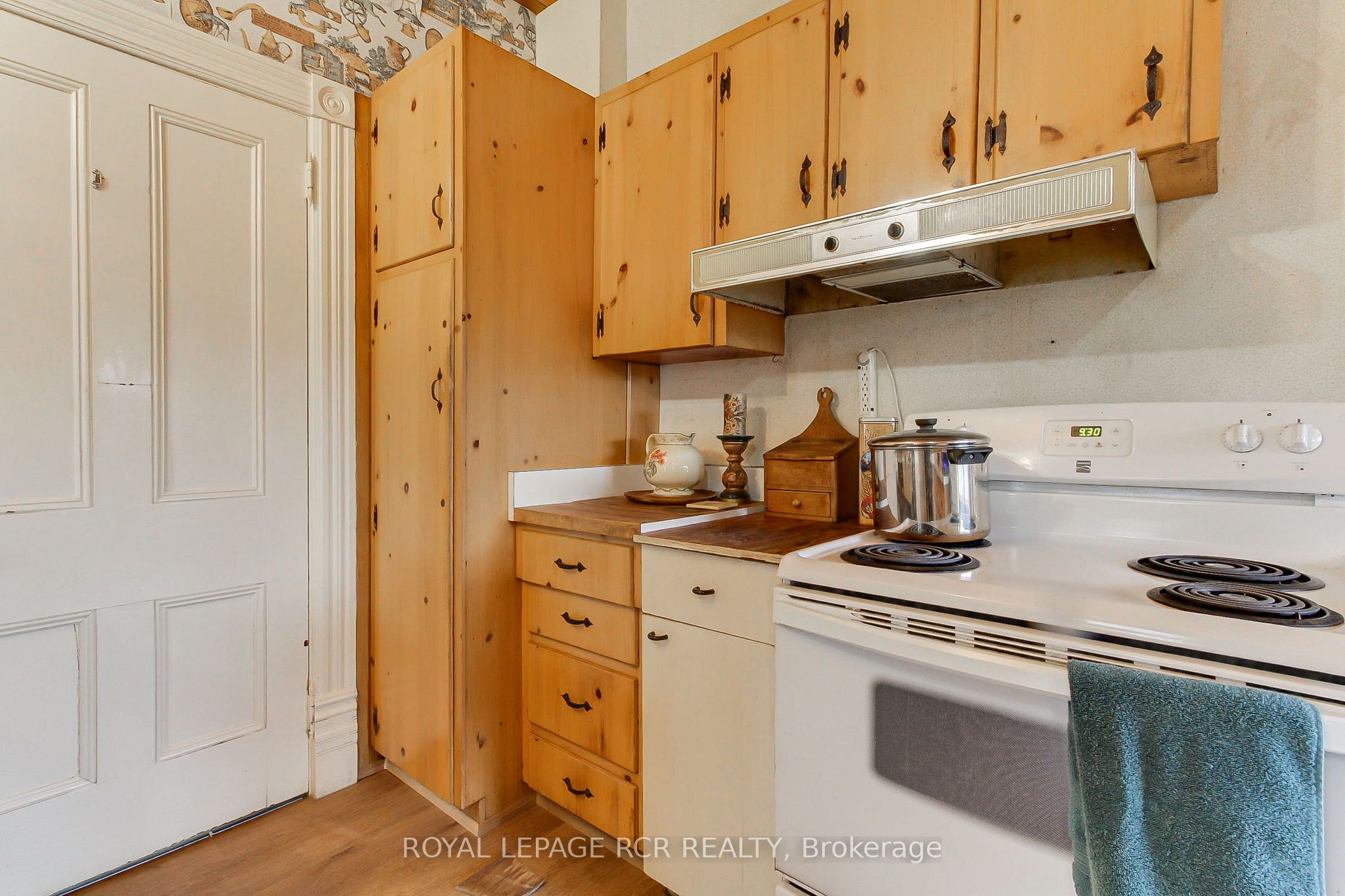 3591 Line 12 Property Photo 10