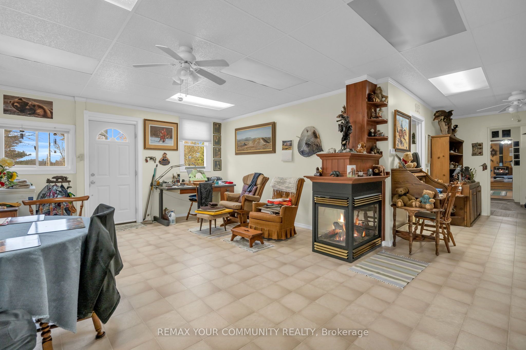 700 Catering Road S Property Photo 10
