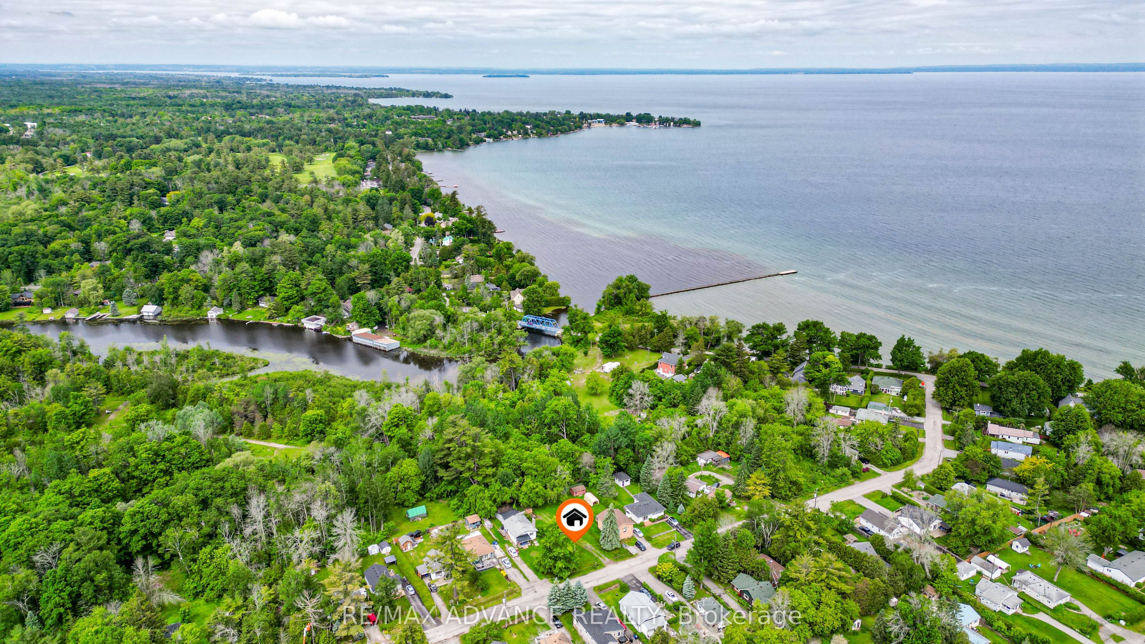 100 Dunkirk Avenue Property Photo 13