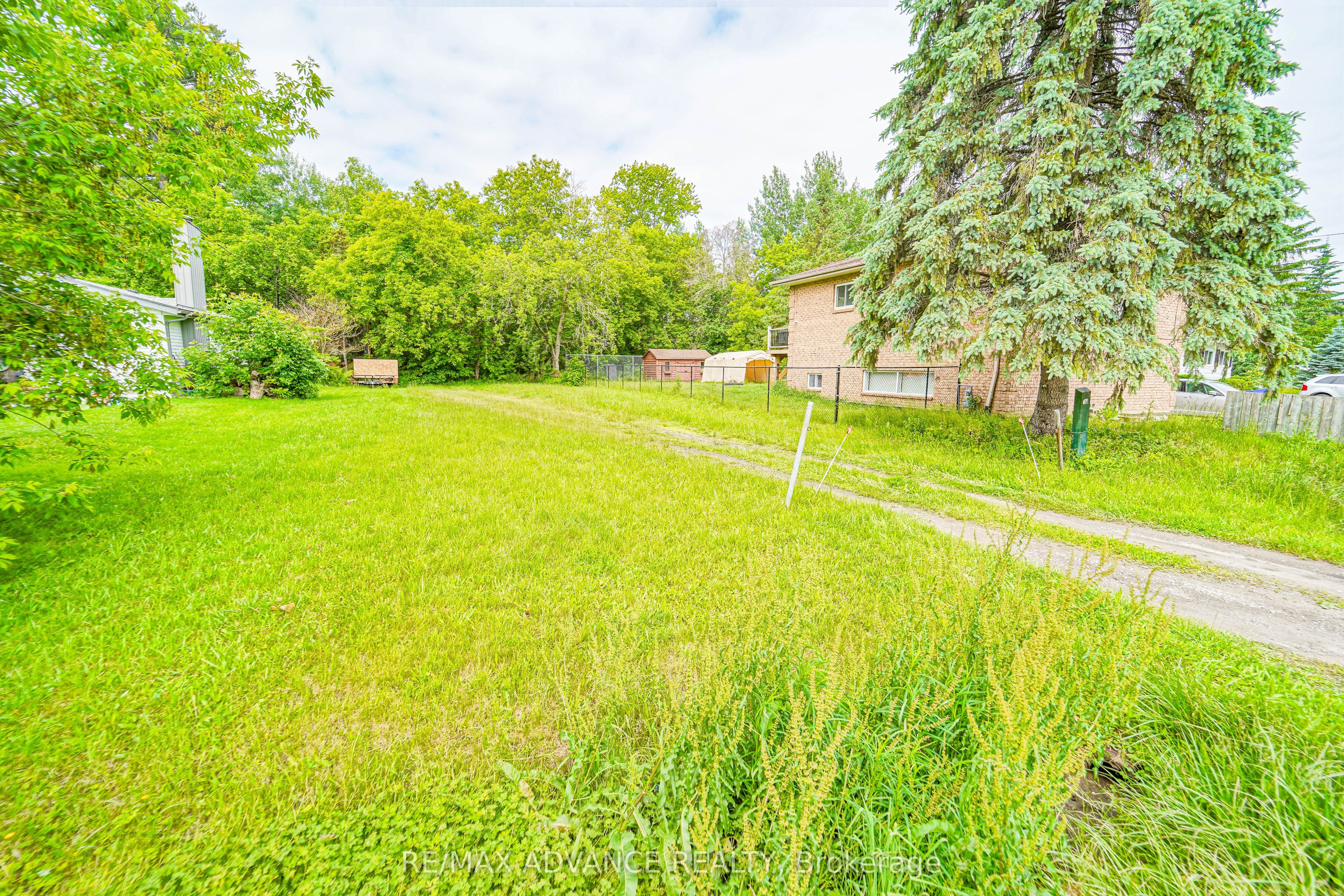 100 Dunkirk Avenue Property Photo 46