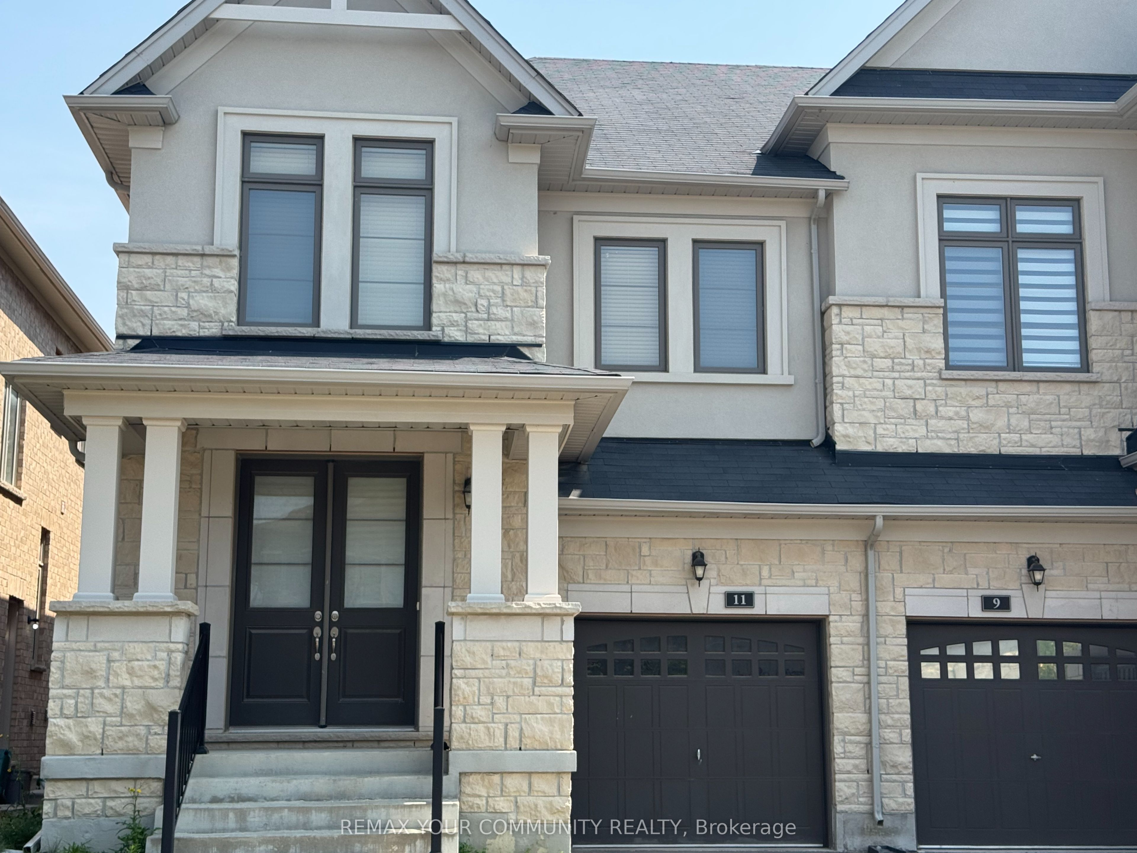 11 John Smith Street Property Photo 2