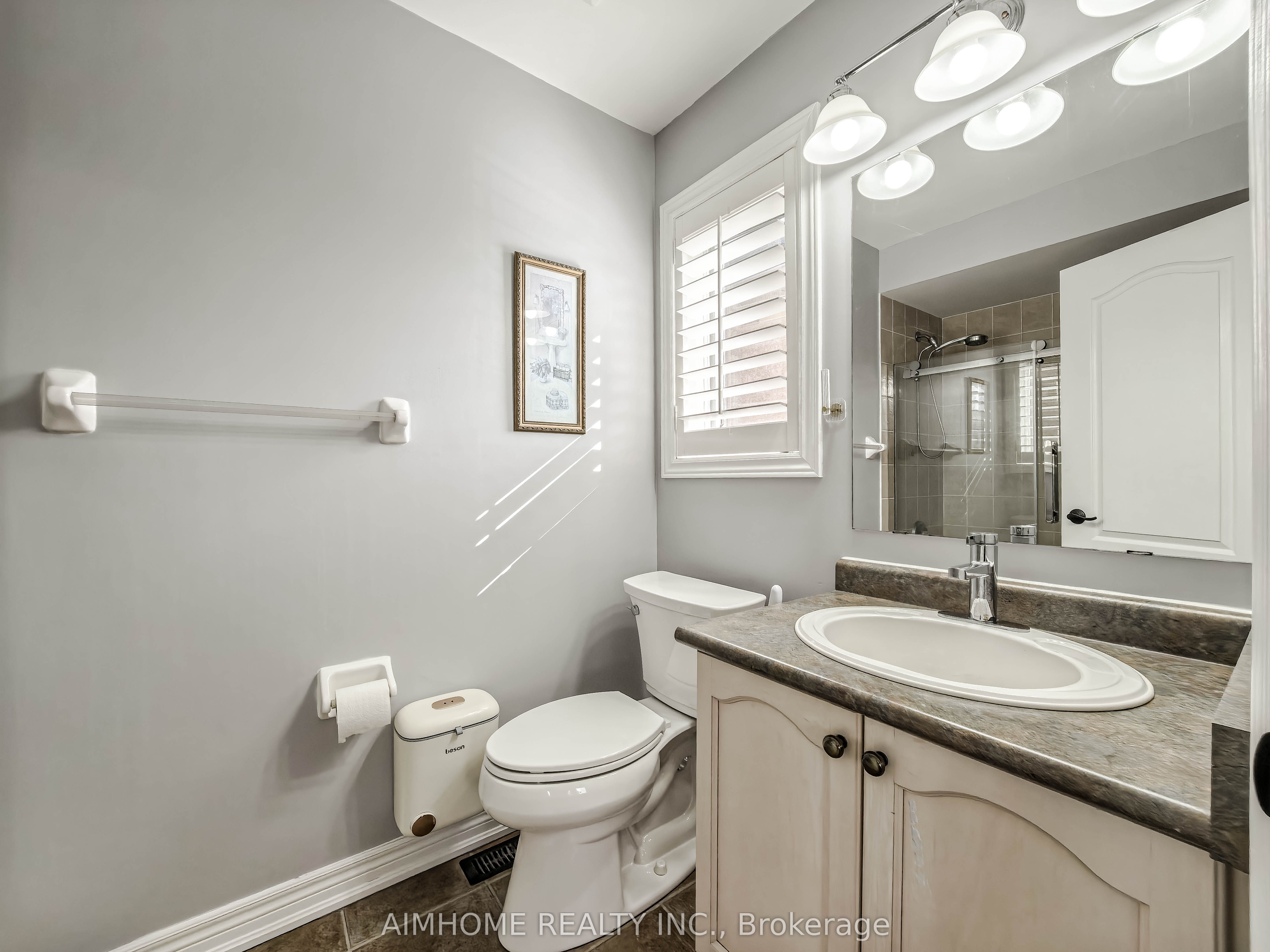 16 Chasser Drive Main Property Photo 29