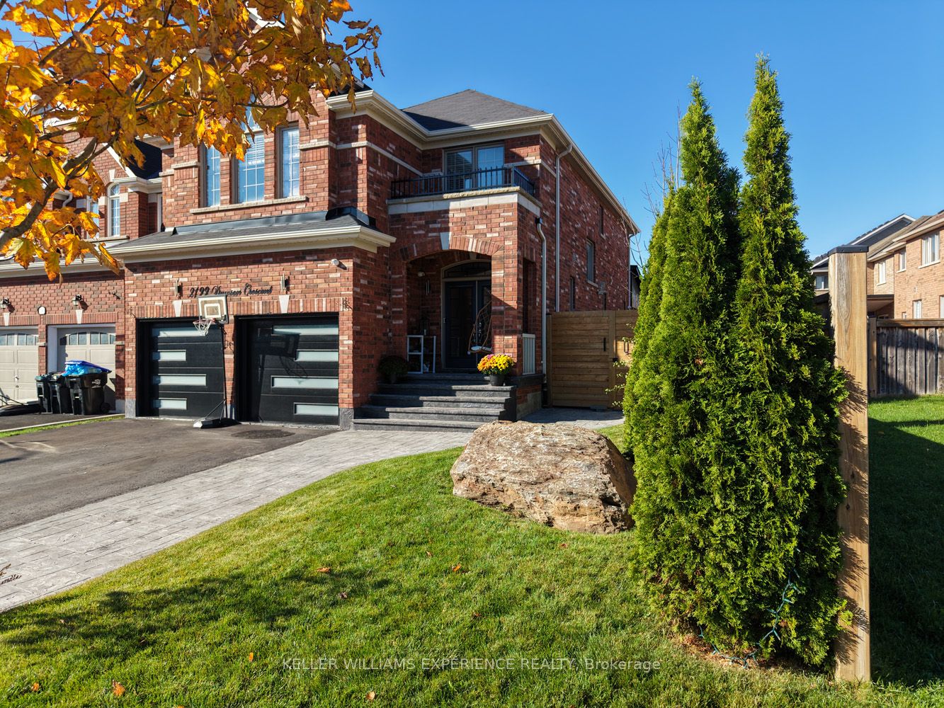 2199 Dawson Crescent Property Photo 5