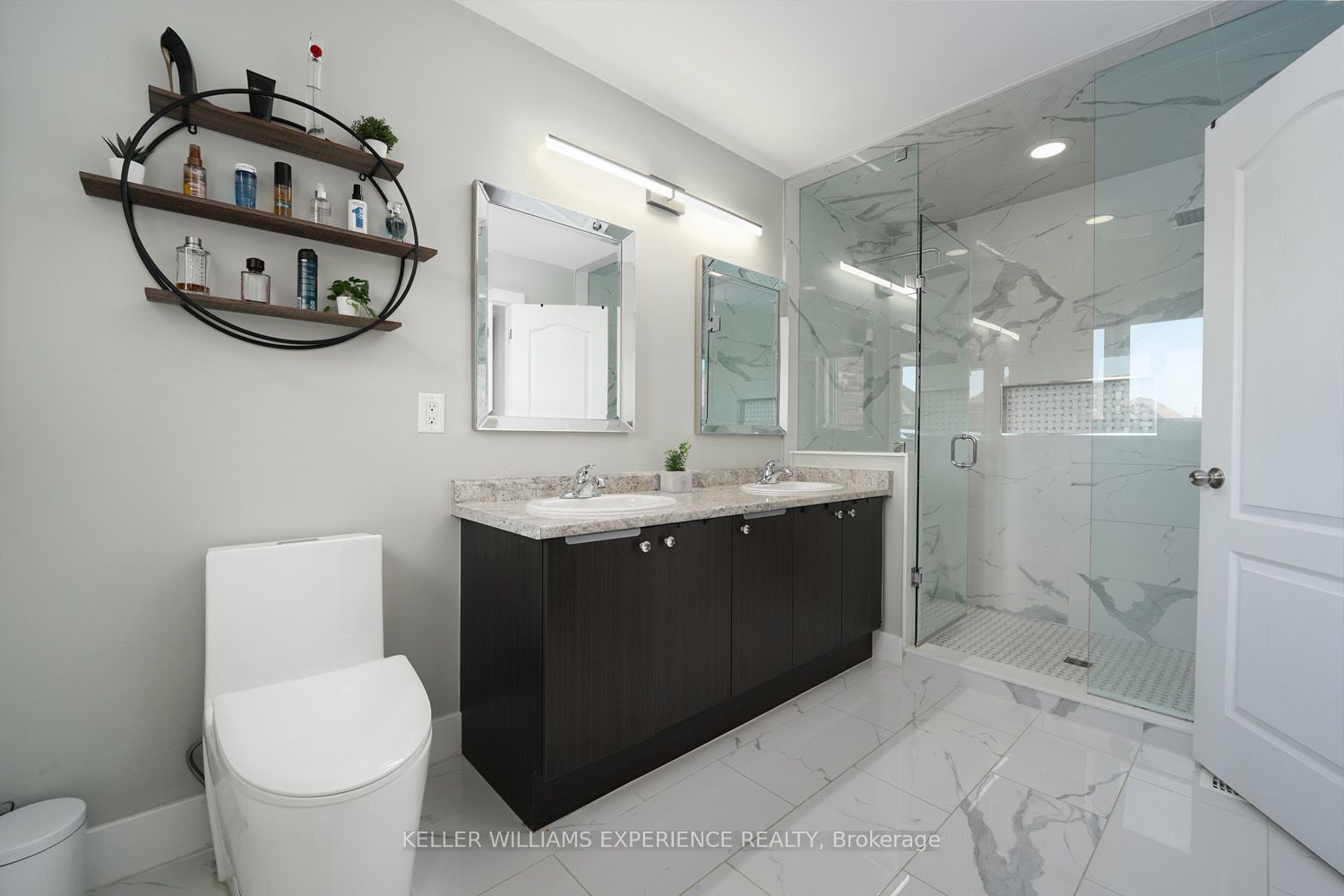 2199 Dawson Crescent Property Photo 28