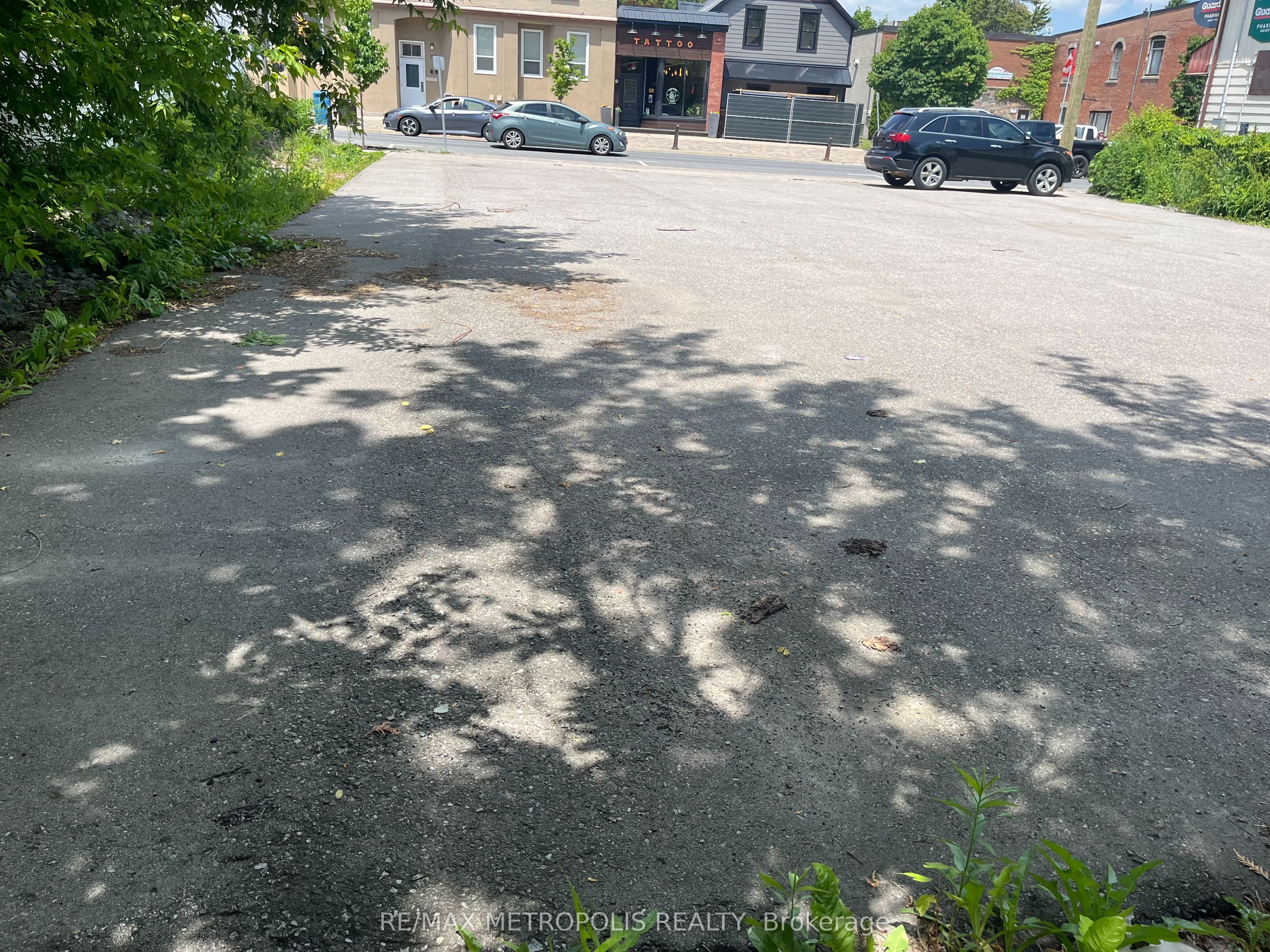 109 River Street Property Photo 9