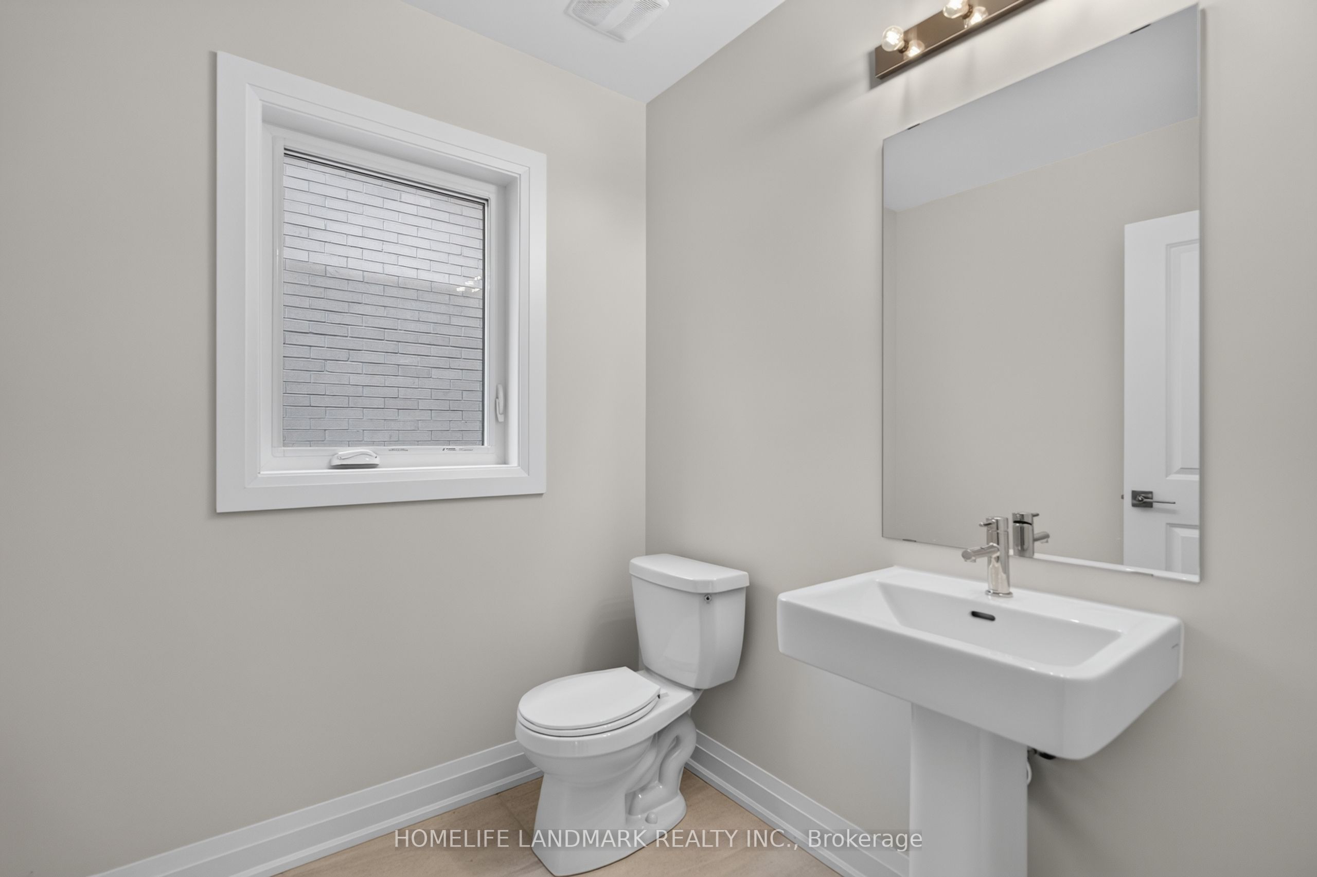 219 Seguin Street Property Photo 6
