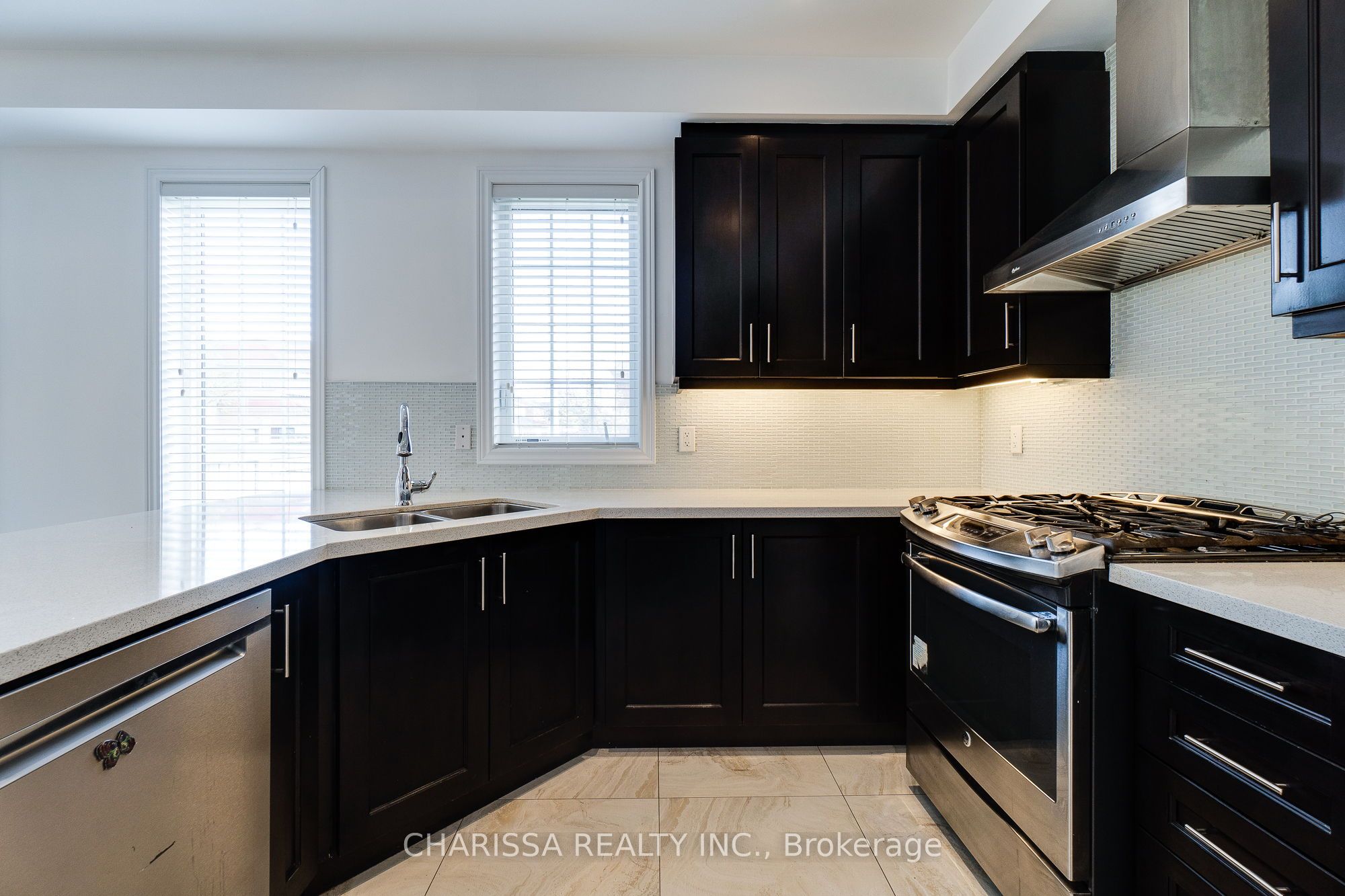 2 Hawstone Road Property Photo 11