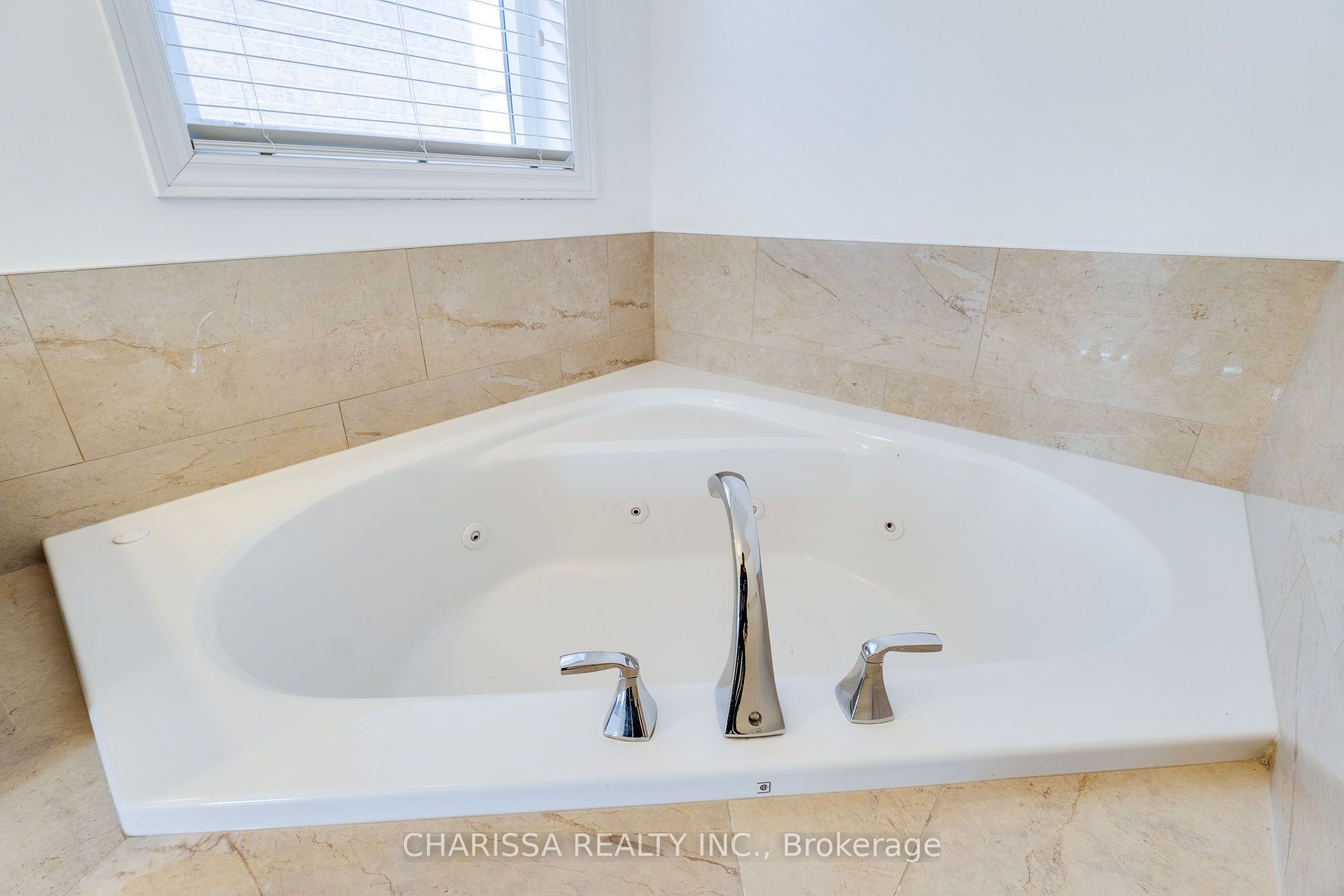 2 Hawstone Road Property Photo 23