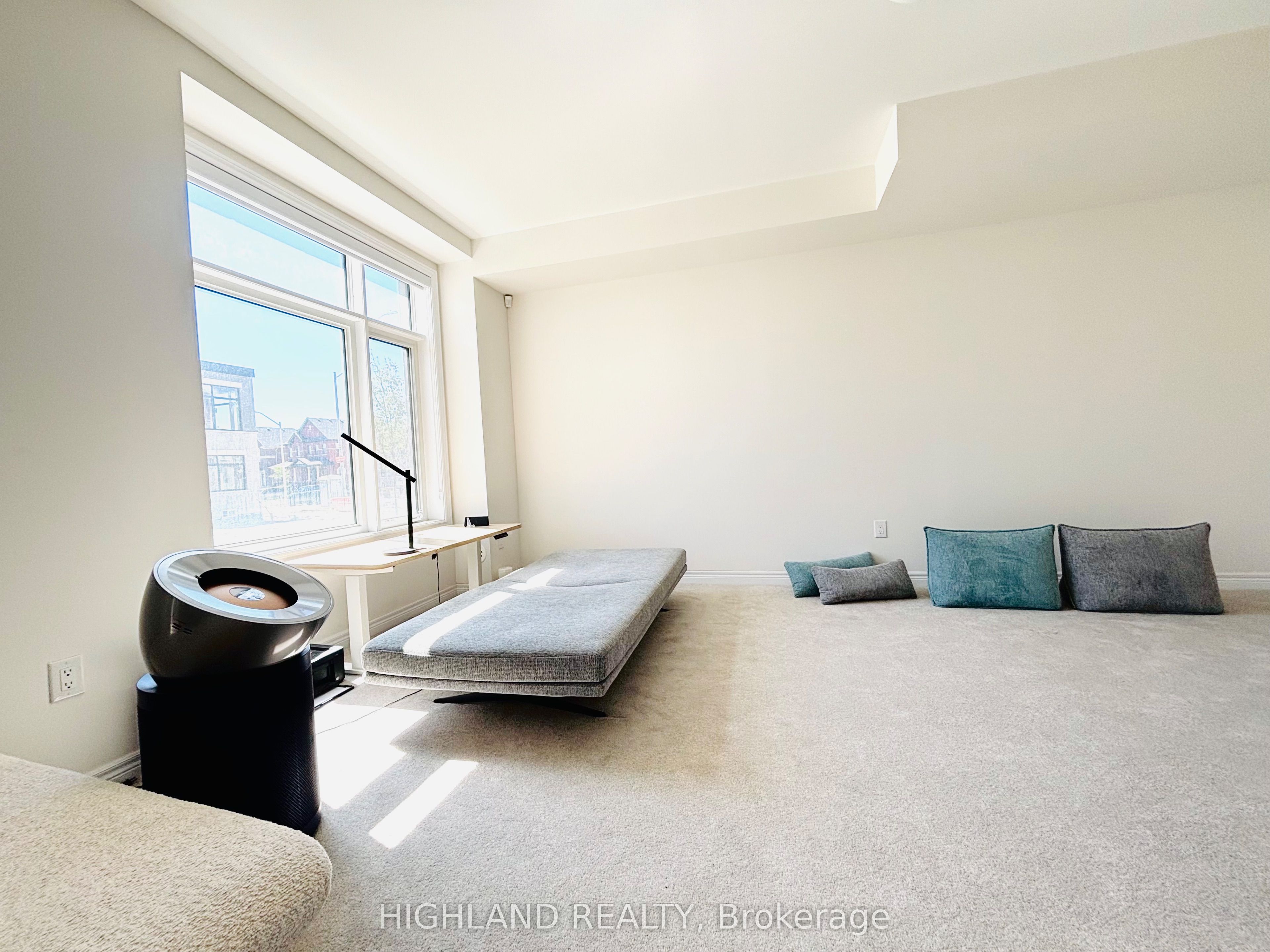 12 Robert Eaton Avenue Property Photo 4