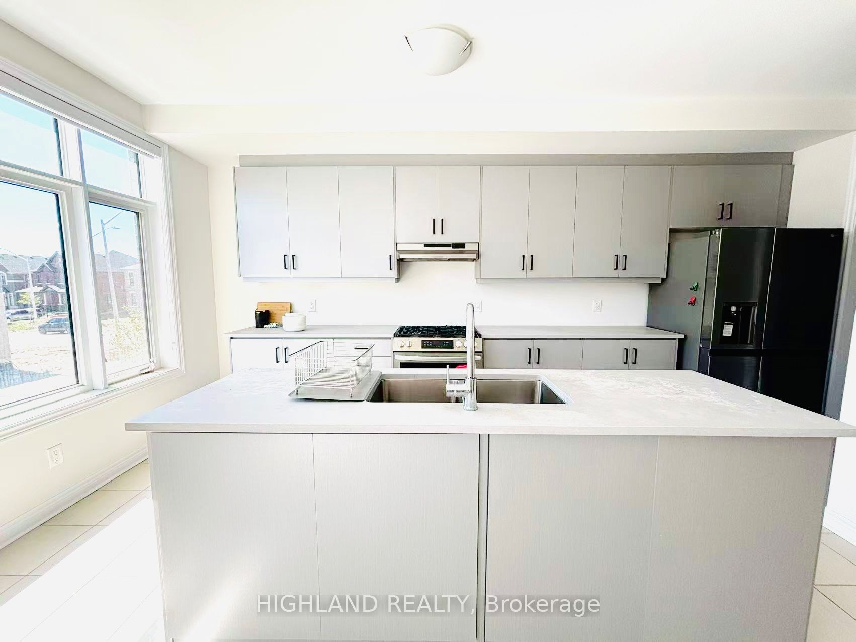 12 Robert Eaton Avenue Property Photo 9