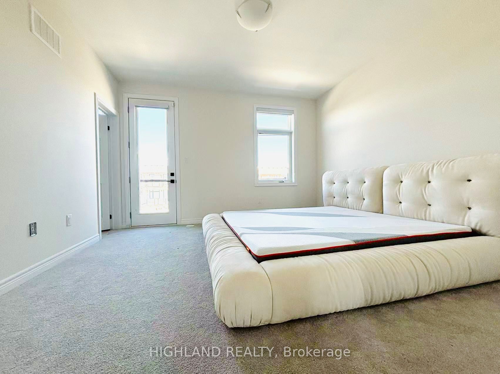 12 Robert Eaton Avenue Property Photo 17