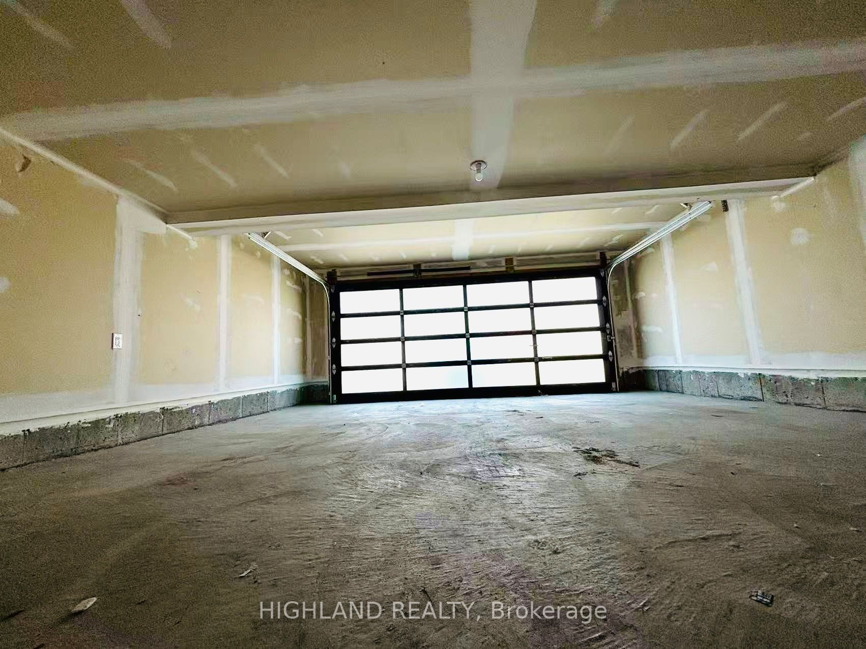 12 Robert Eaton Avenue Property Photo 22