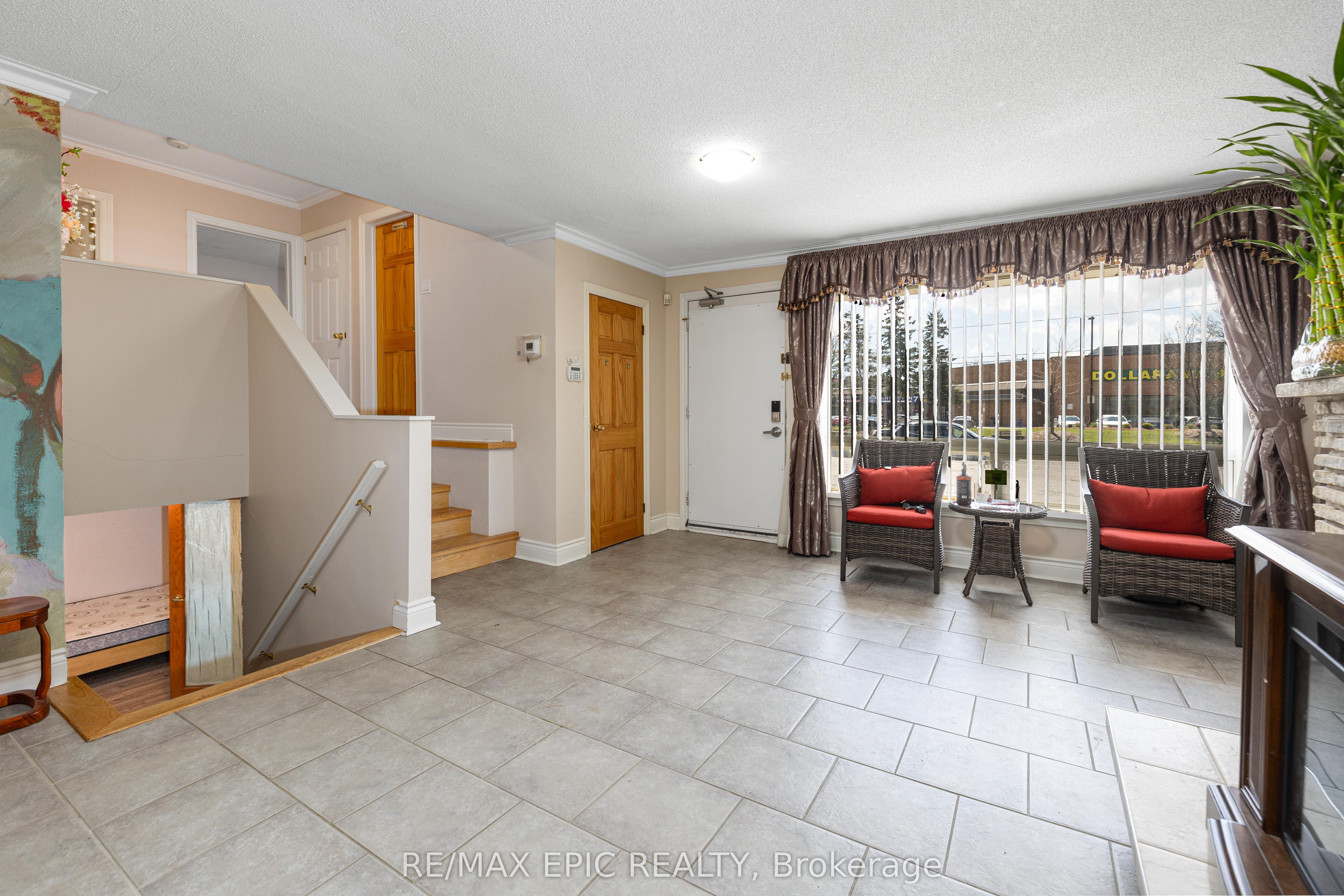 4812 Highway 7 E Property Photo 4