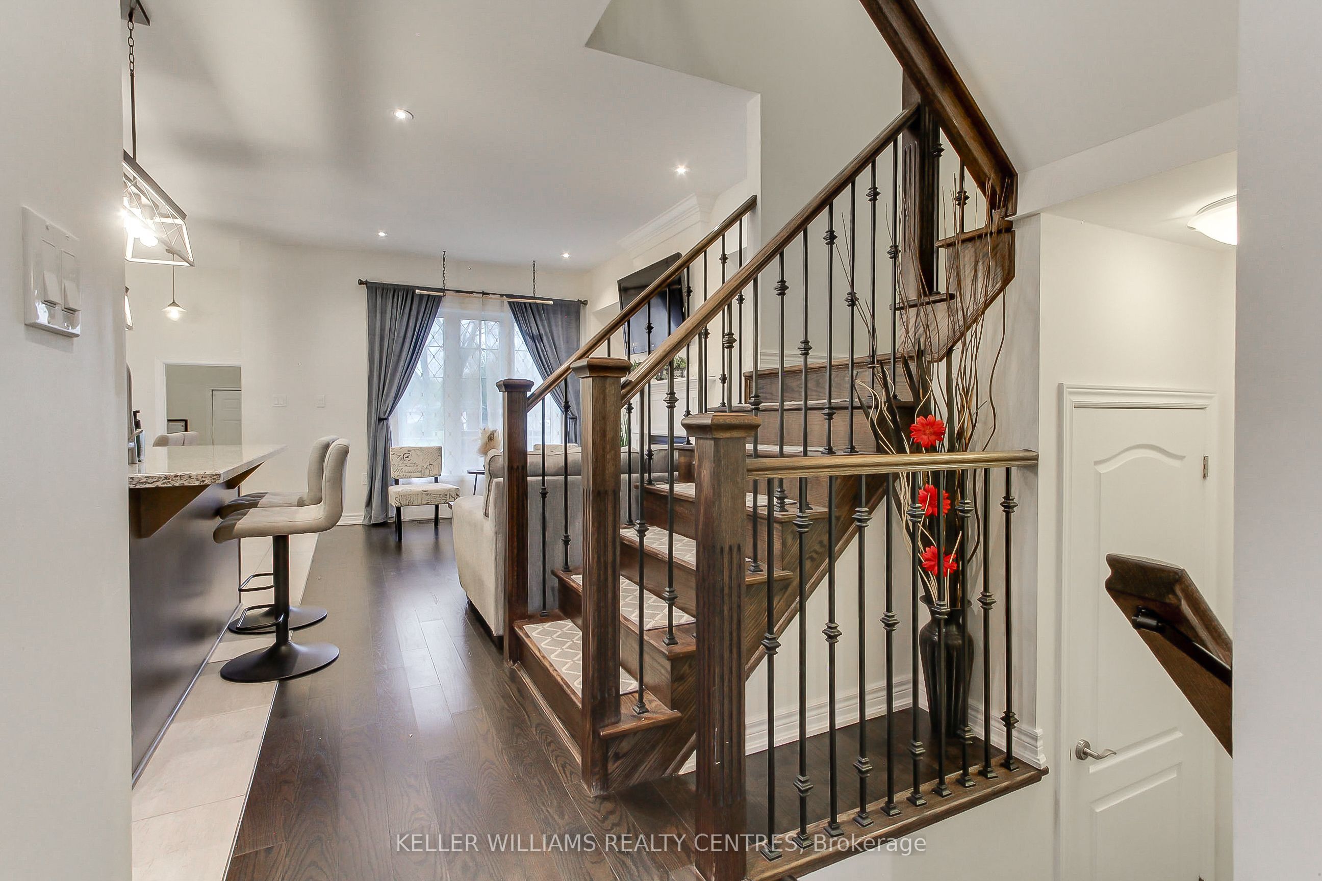 13 Vita Stephanie Court Property Photo 4