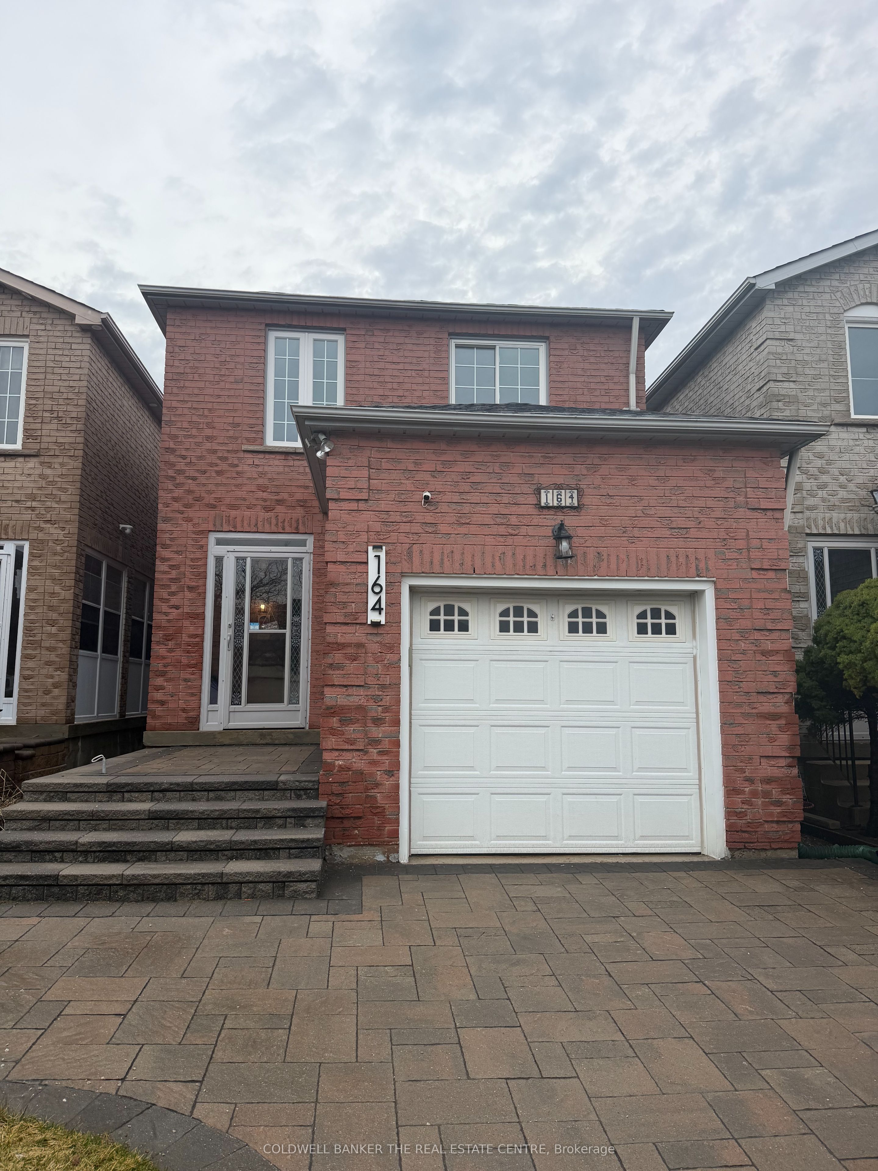 164 STATHER Crescent BSMT Property Photo 1