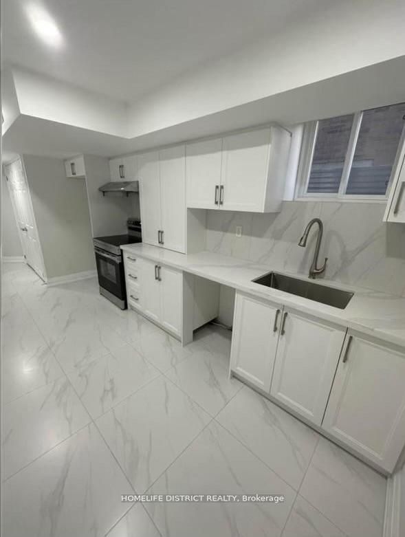 51 Sharpe Crescent Property Photo 1