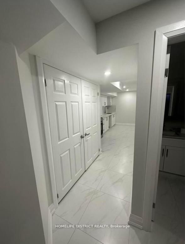 51 Sharpe Crescent Property Photo 2