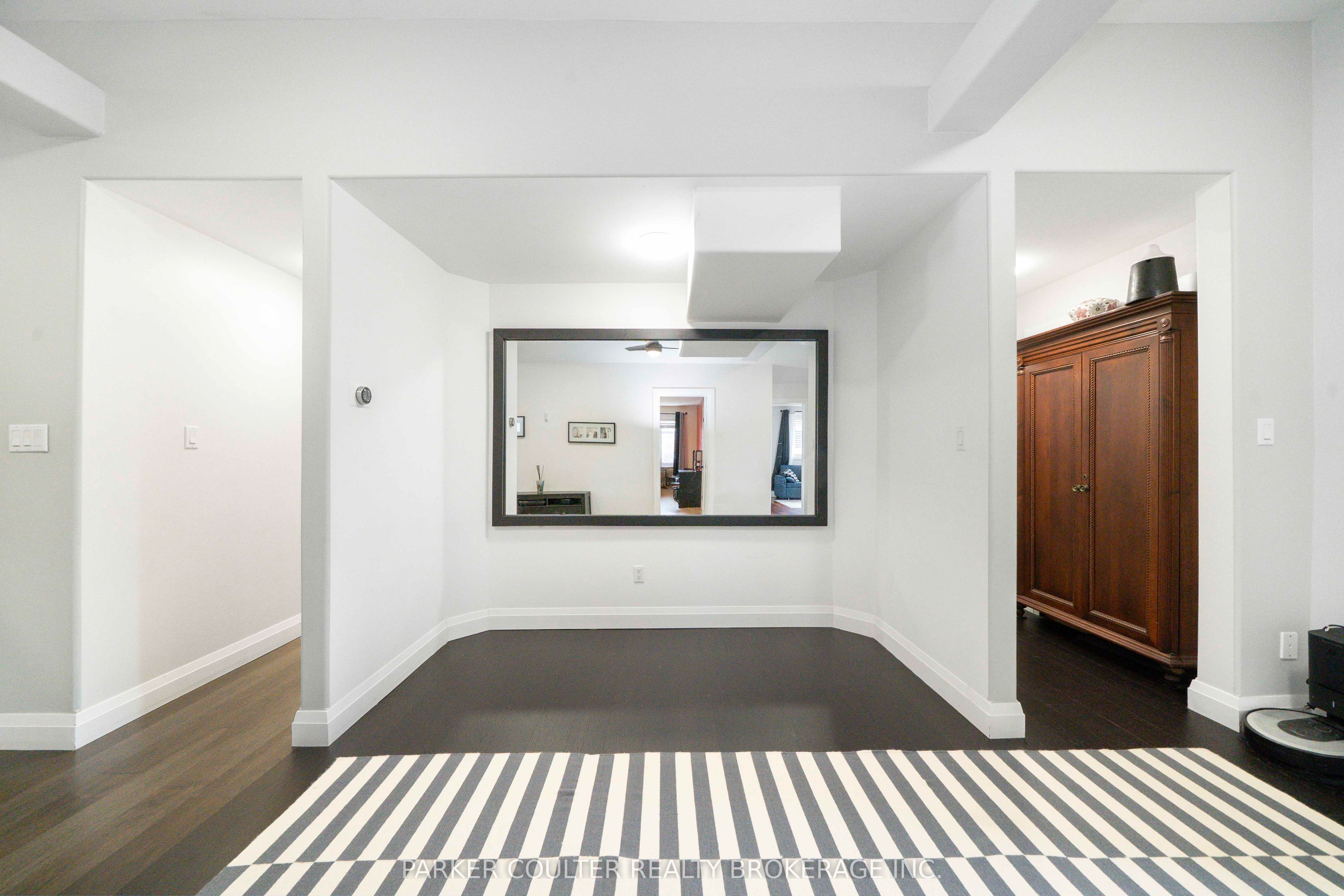 2510 25 Side Road Property Photo 7