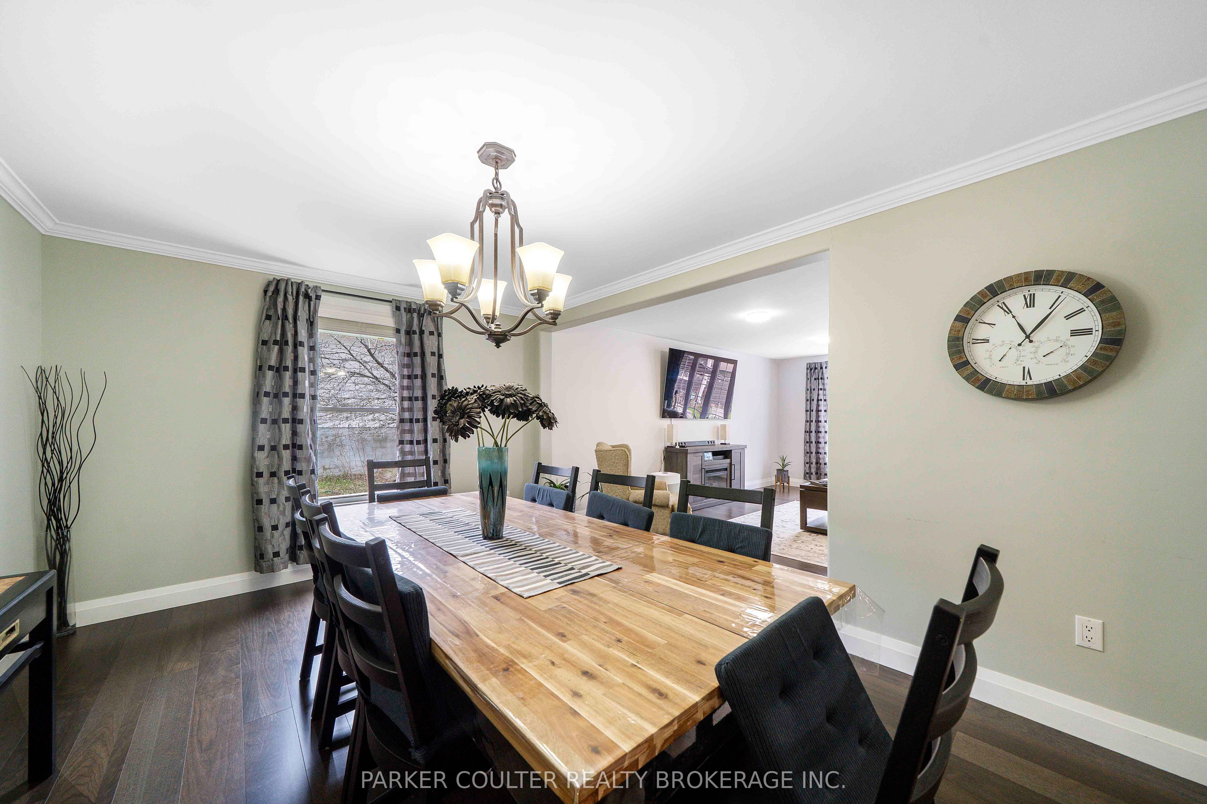 2510 25 Side Road Property Photo 17