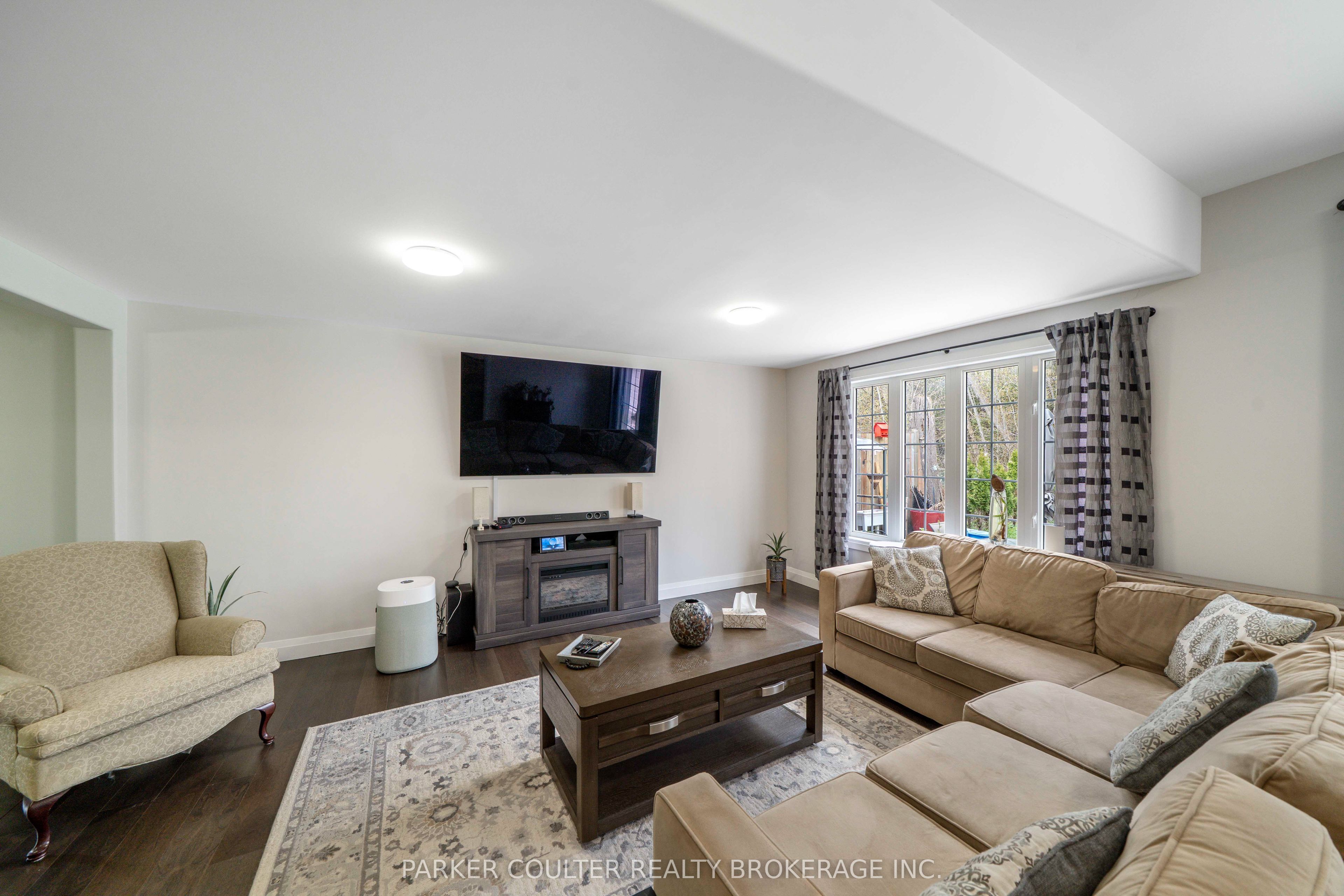 2510 25 Side Road Property Photo 24