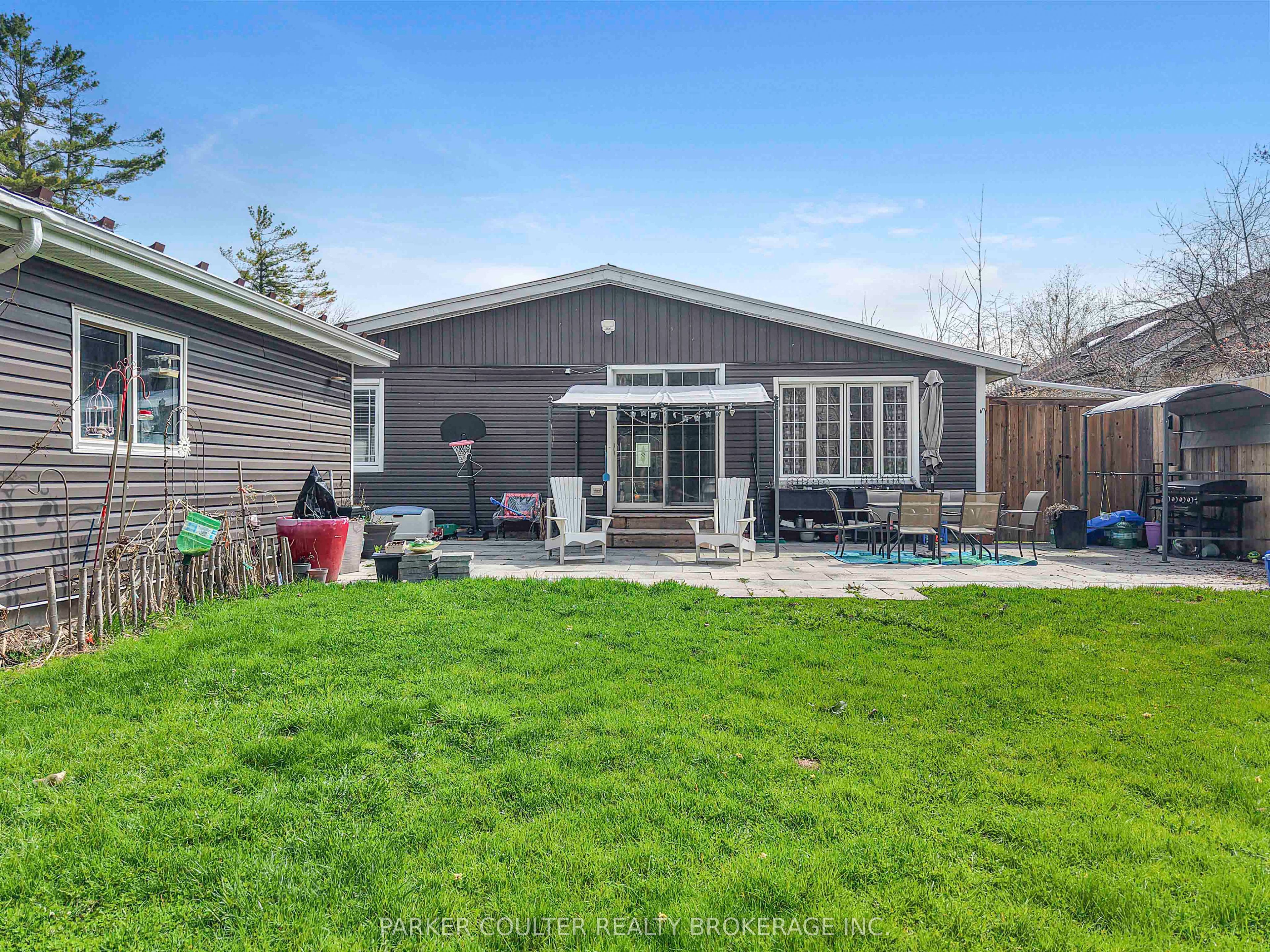 2510 25 Side Road Property Photo 40