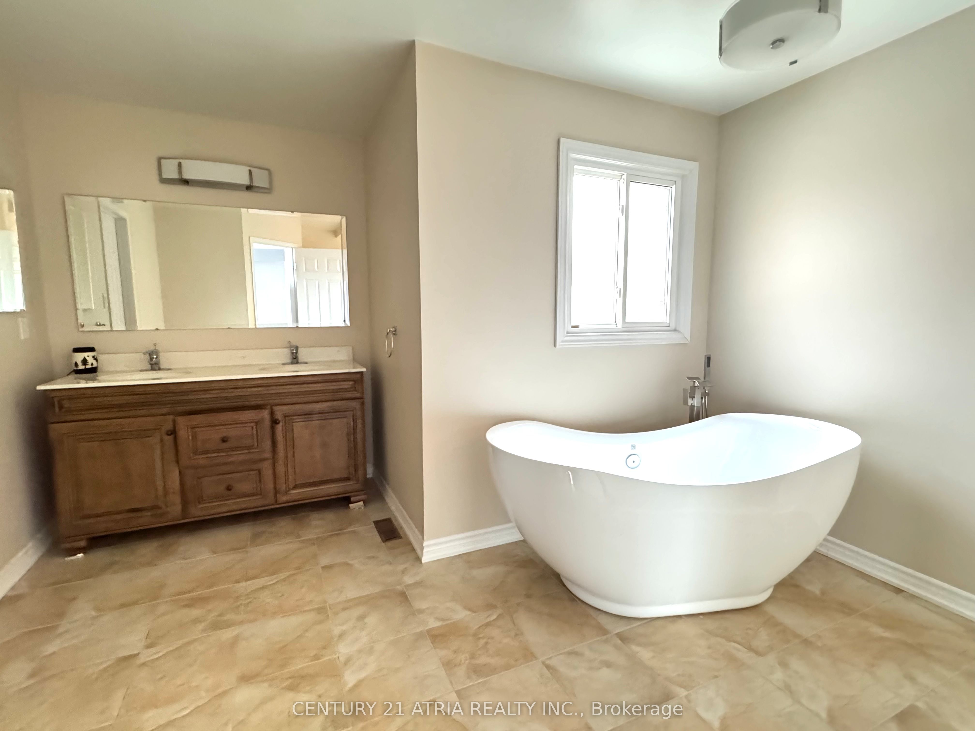 15 Timpson Drive Property Photo 17