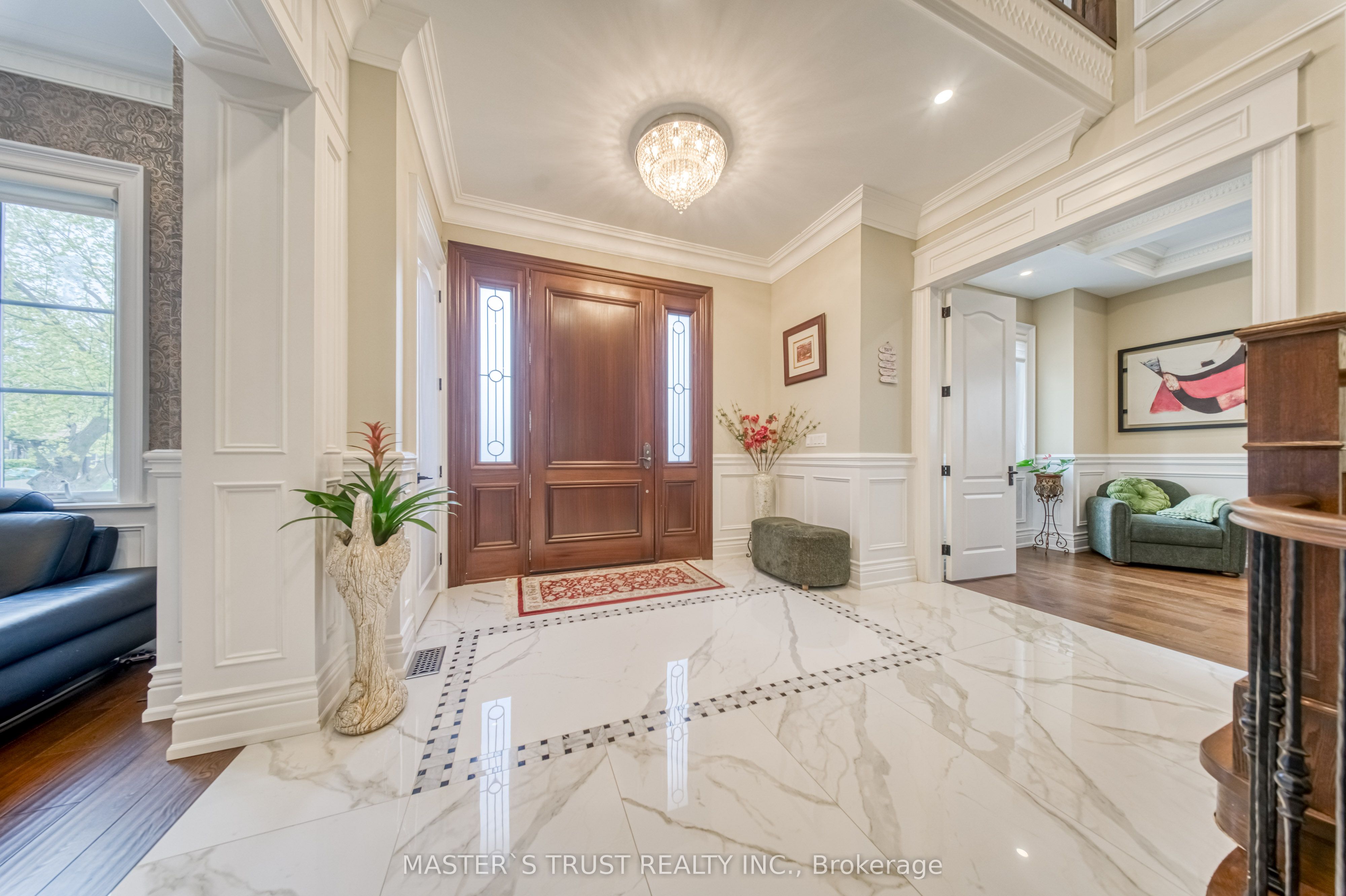 7 Trumpour Court Property Photo 2