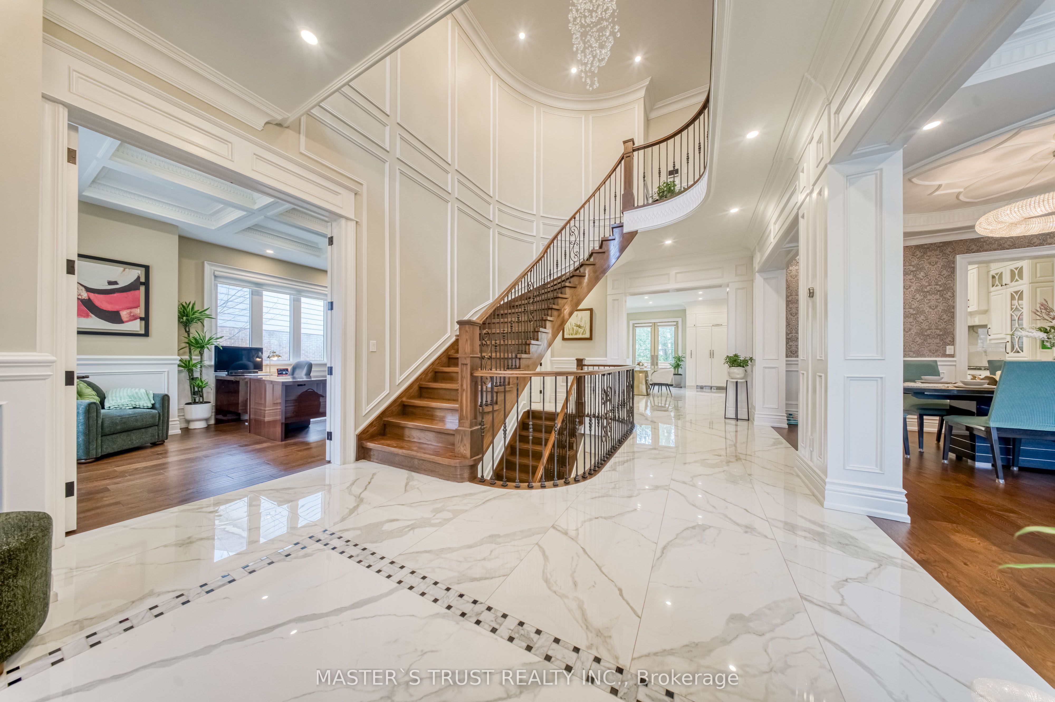 7 Trumpour Court Property Photo 3
