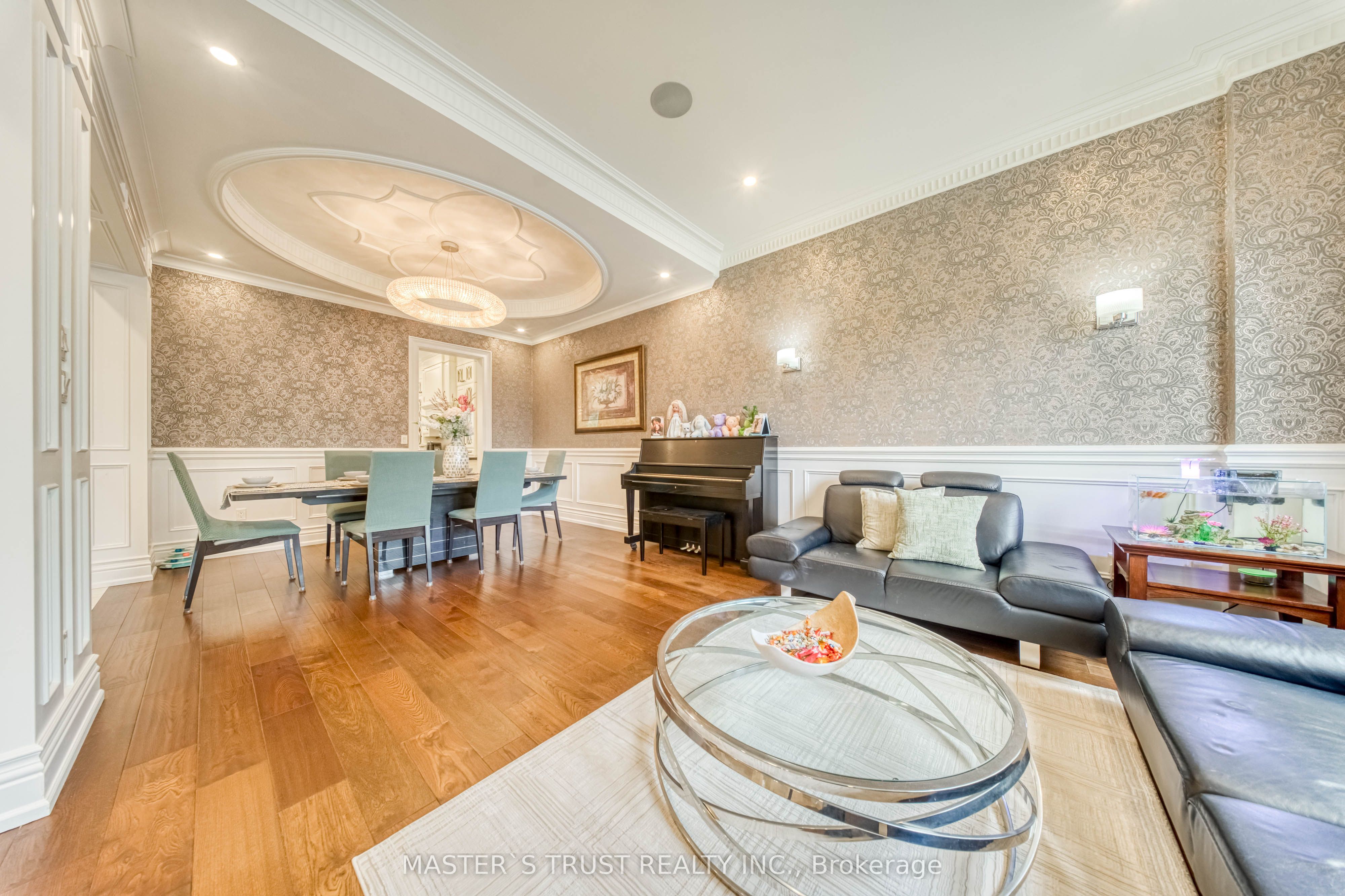 7 Trumpour Court Property Photo 5