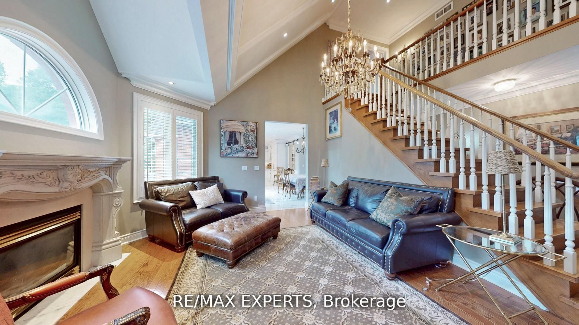 27 Theresa Circle Property Photo 10