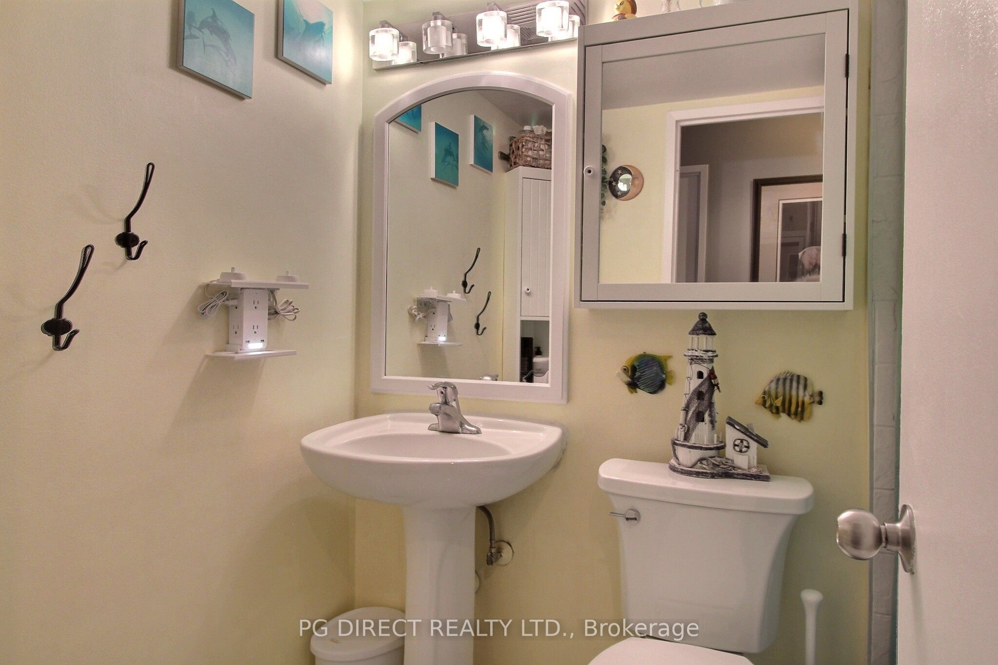 260 Davis Drive 407 Property Photo 15