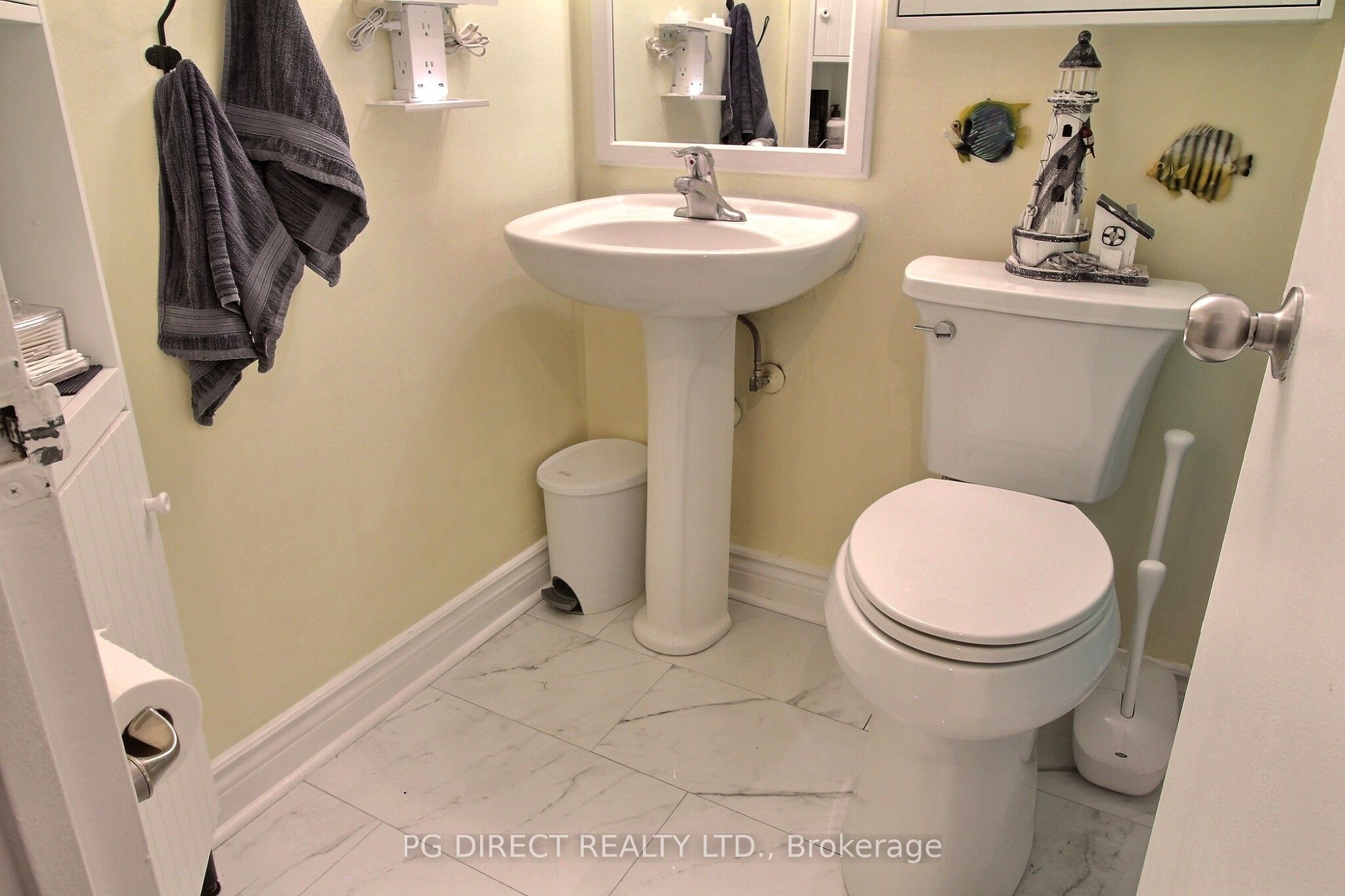 260 Davis Drive 407 Property Photo 16