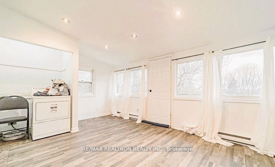 16958 Bayview Avenue Property Photo 15